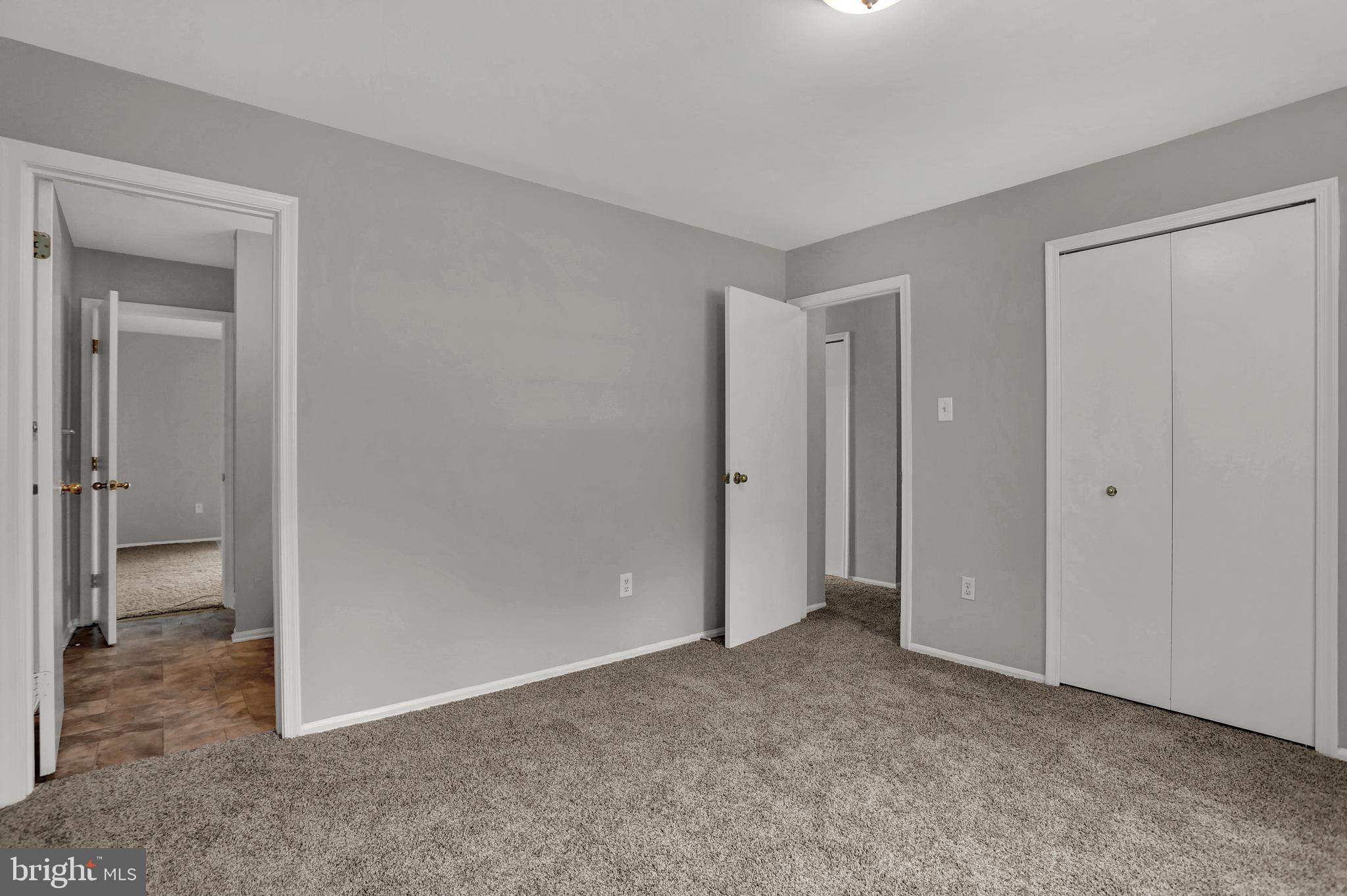 PINEY ORCHARD - Residential