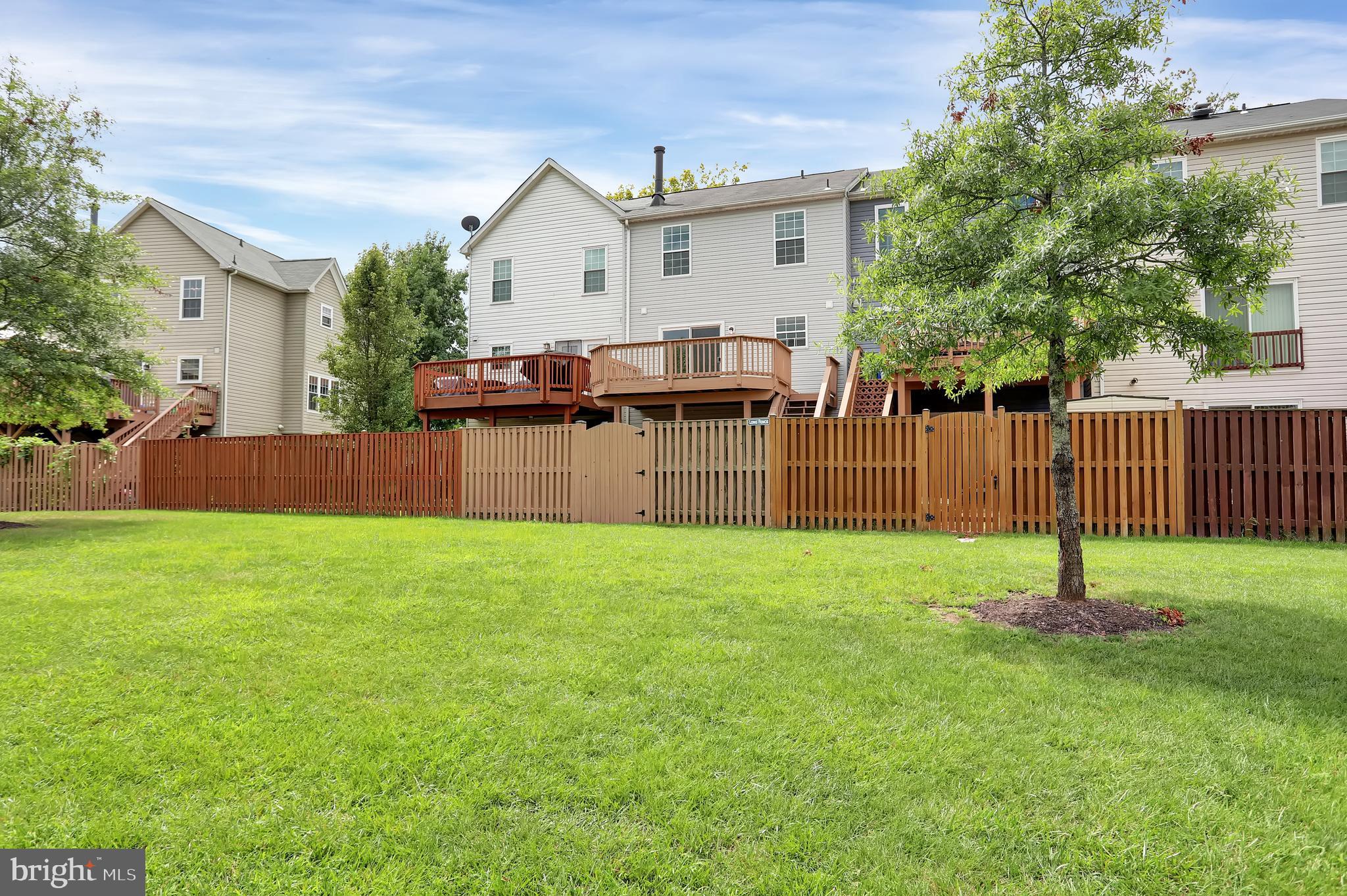 PINEY ORCHARD - Residential