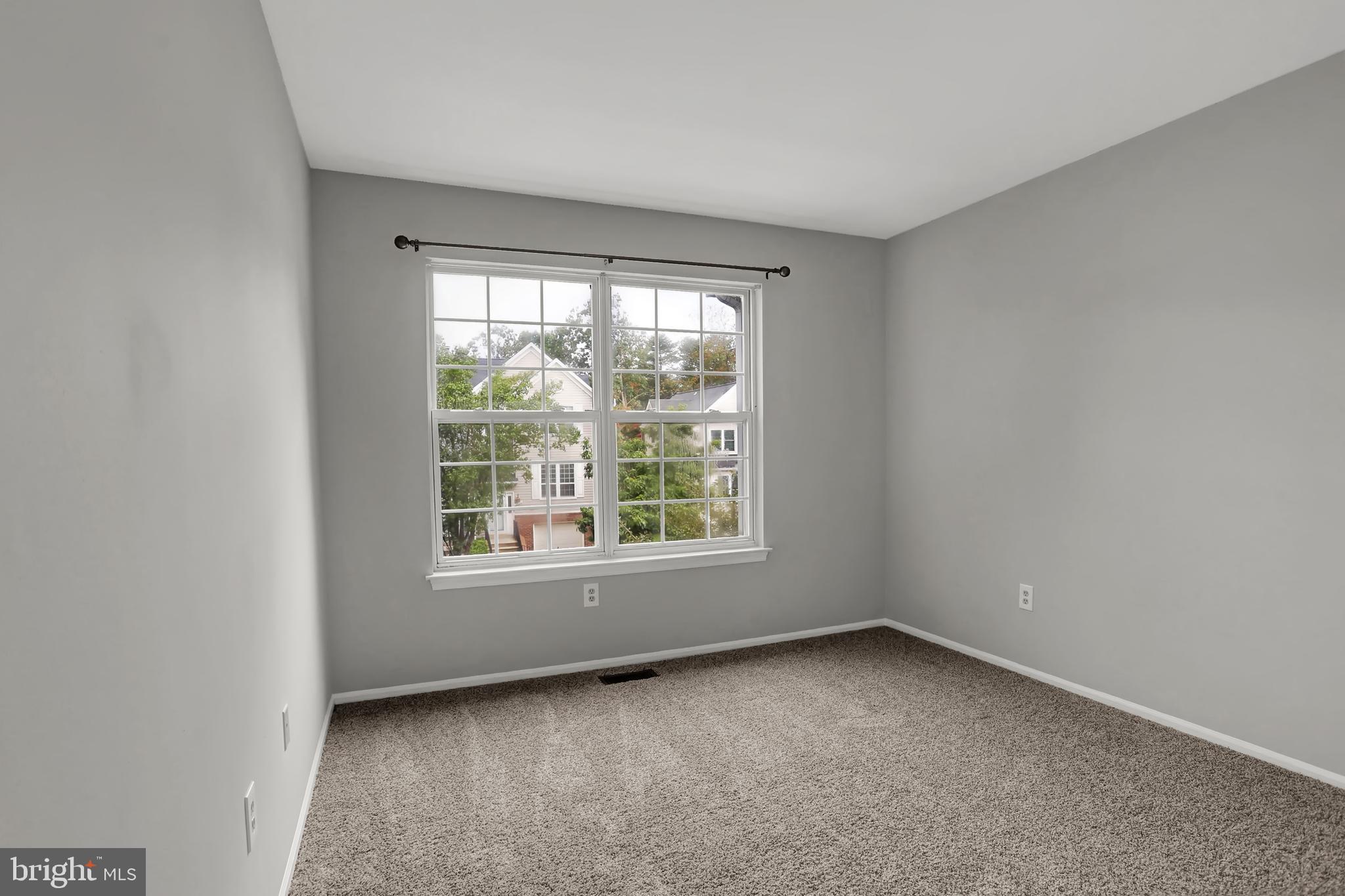 PINEY ORCHARD - Residential