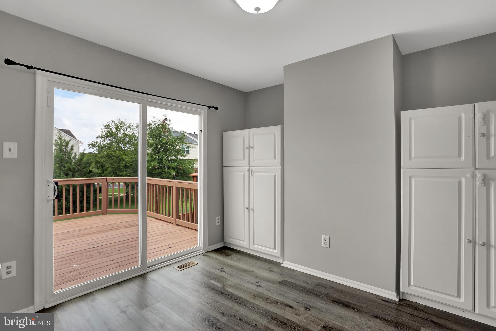 PINEY ORCHARD - Residential