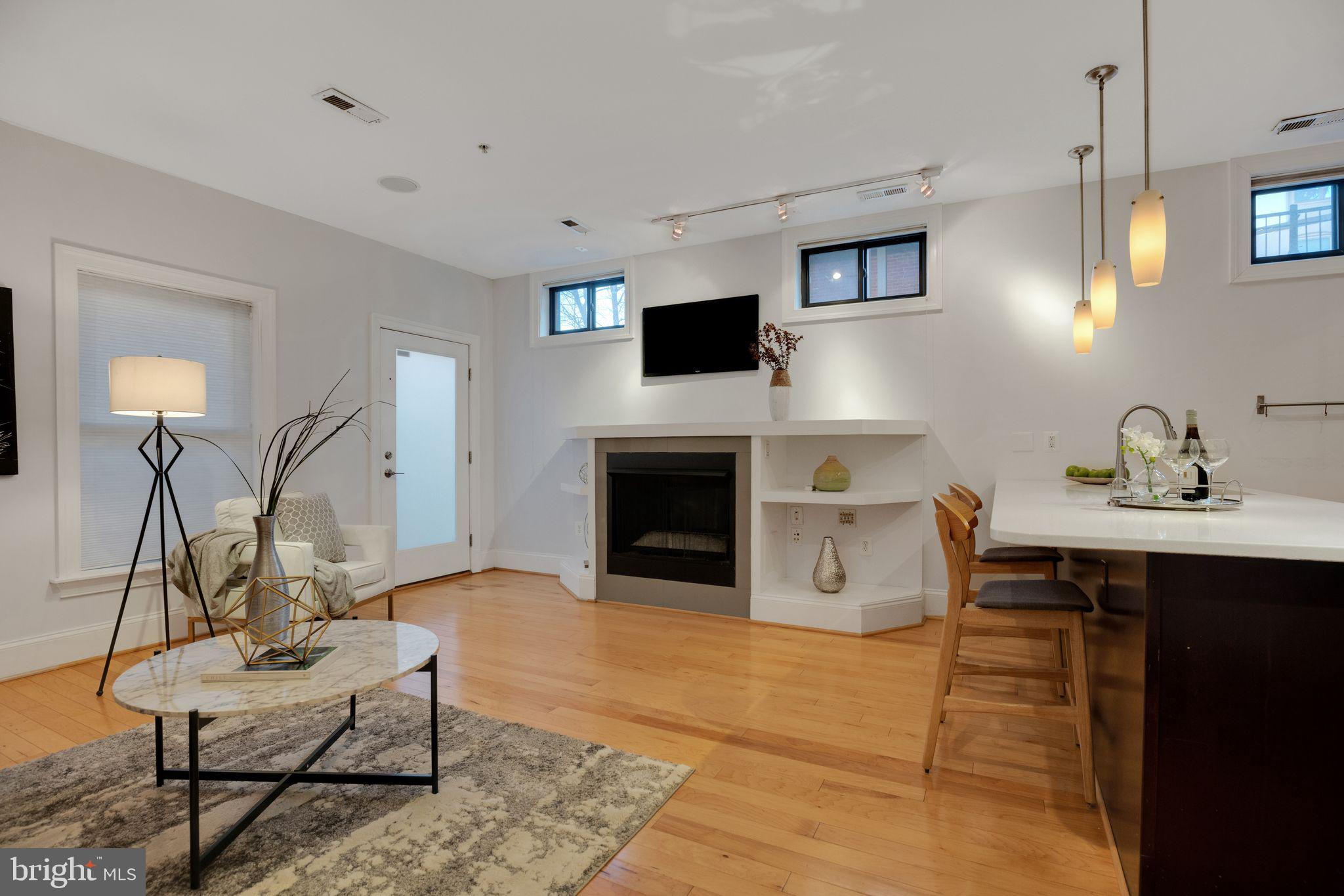 2106 10TH STREET NW 1