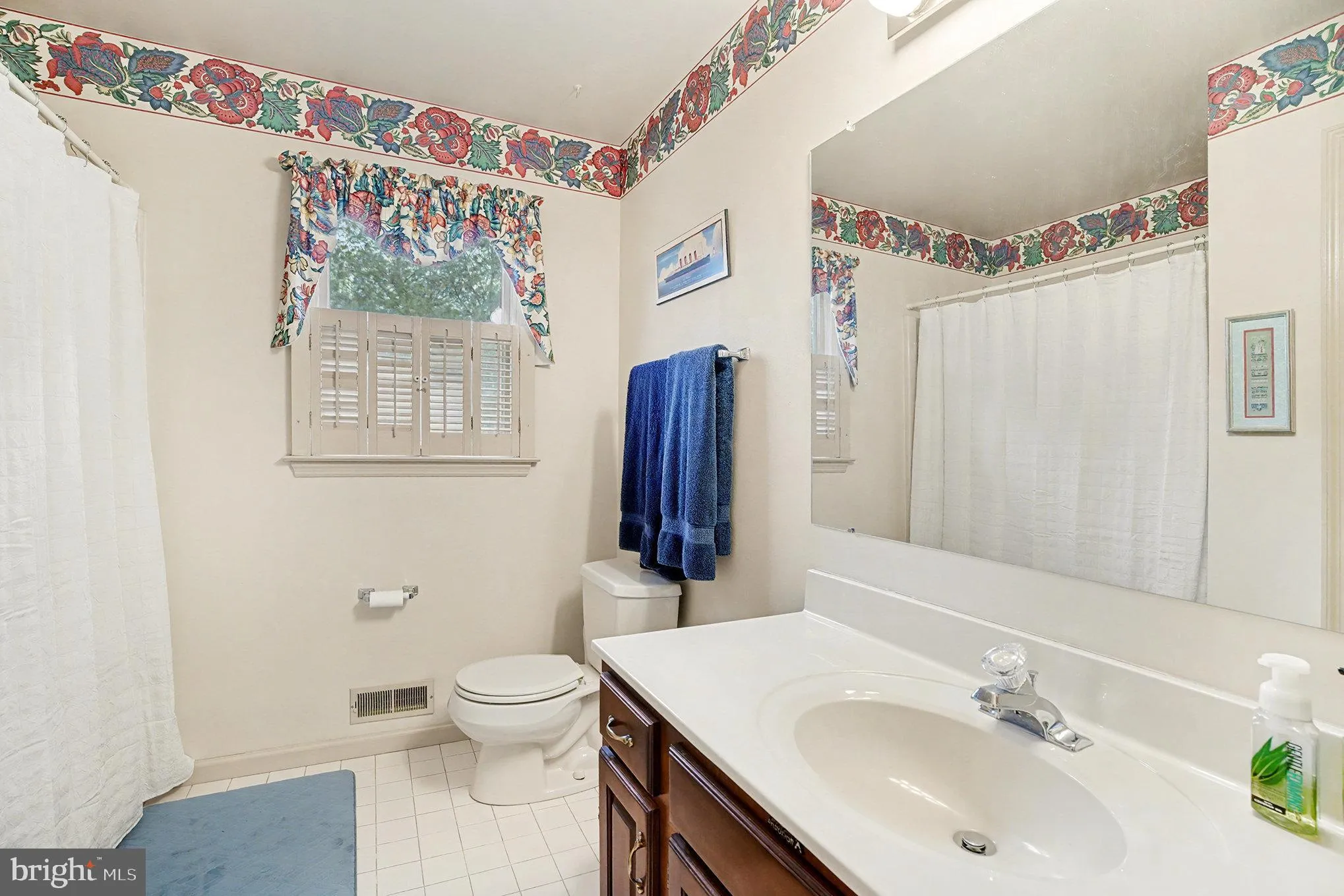 Lansdale, Pennsylvania 19446, United States, 4 Bedrooms Bedrooms, ,3 BathroomsBathrooms,Residential,Active,254841