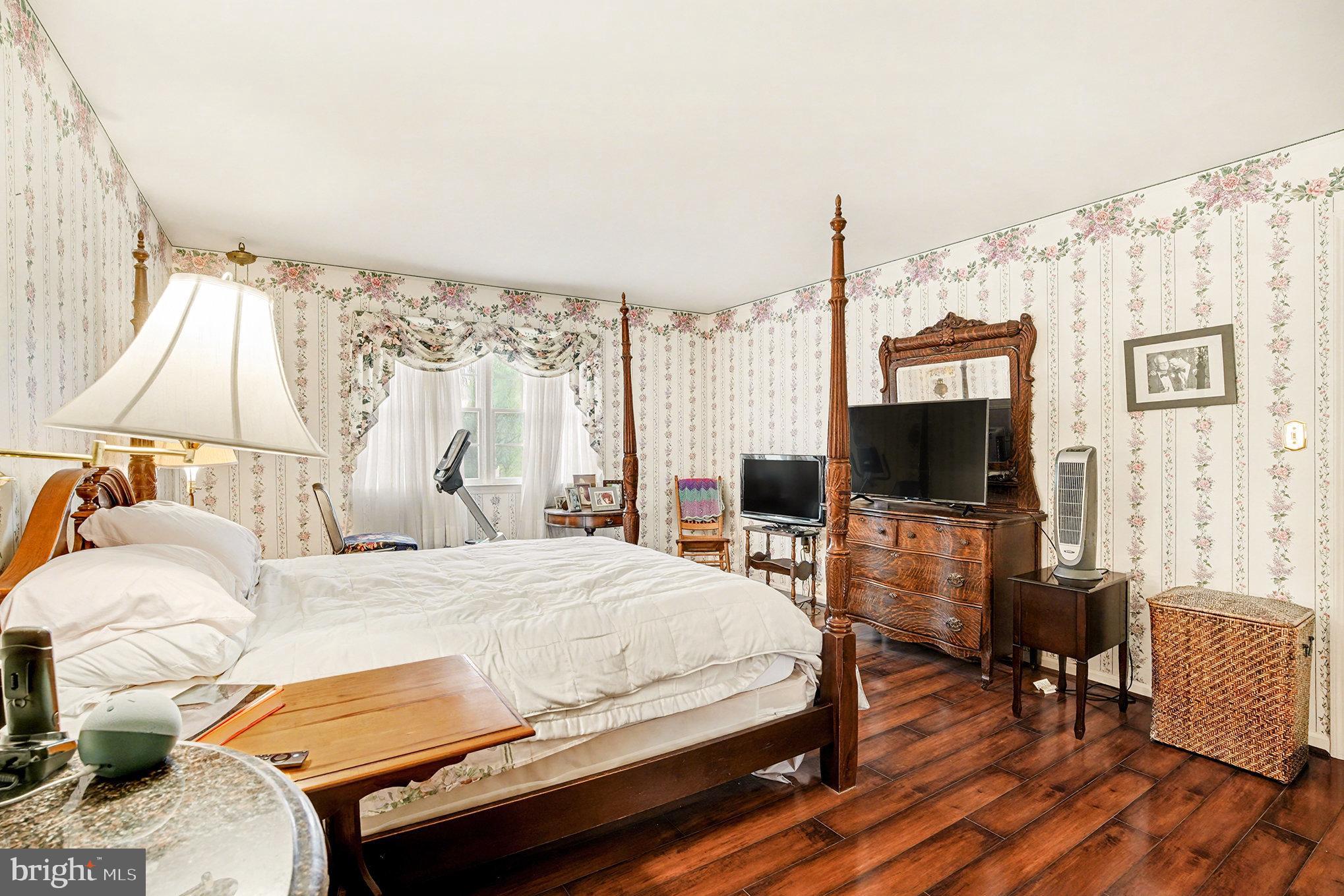 GRISTMILL RUN - Residential