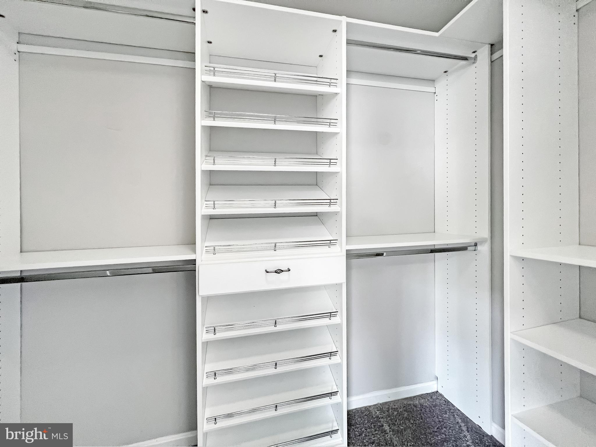 VISTA GARDENS - Residential