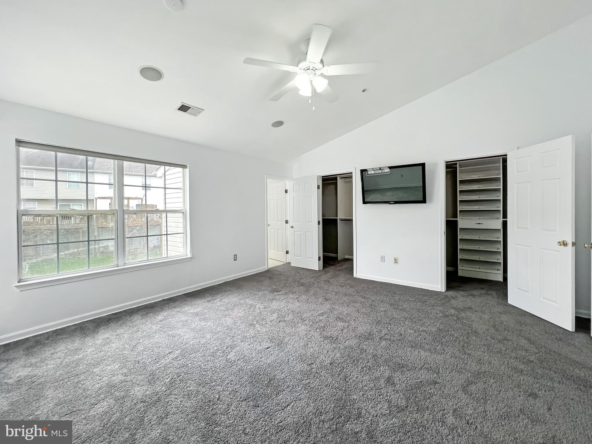 VISTA GARDENS - Residential