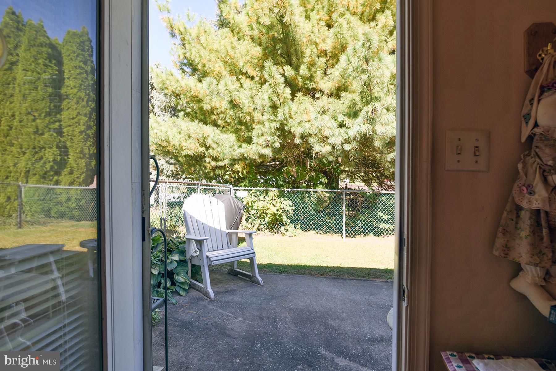 TOWNE OAK VILLAGE - Residential