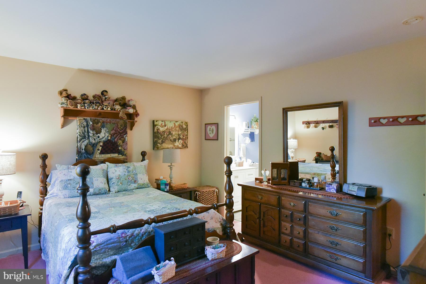 TOWNE OAK VILLAGE - Residential