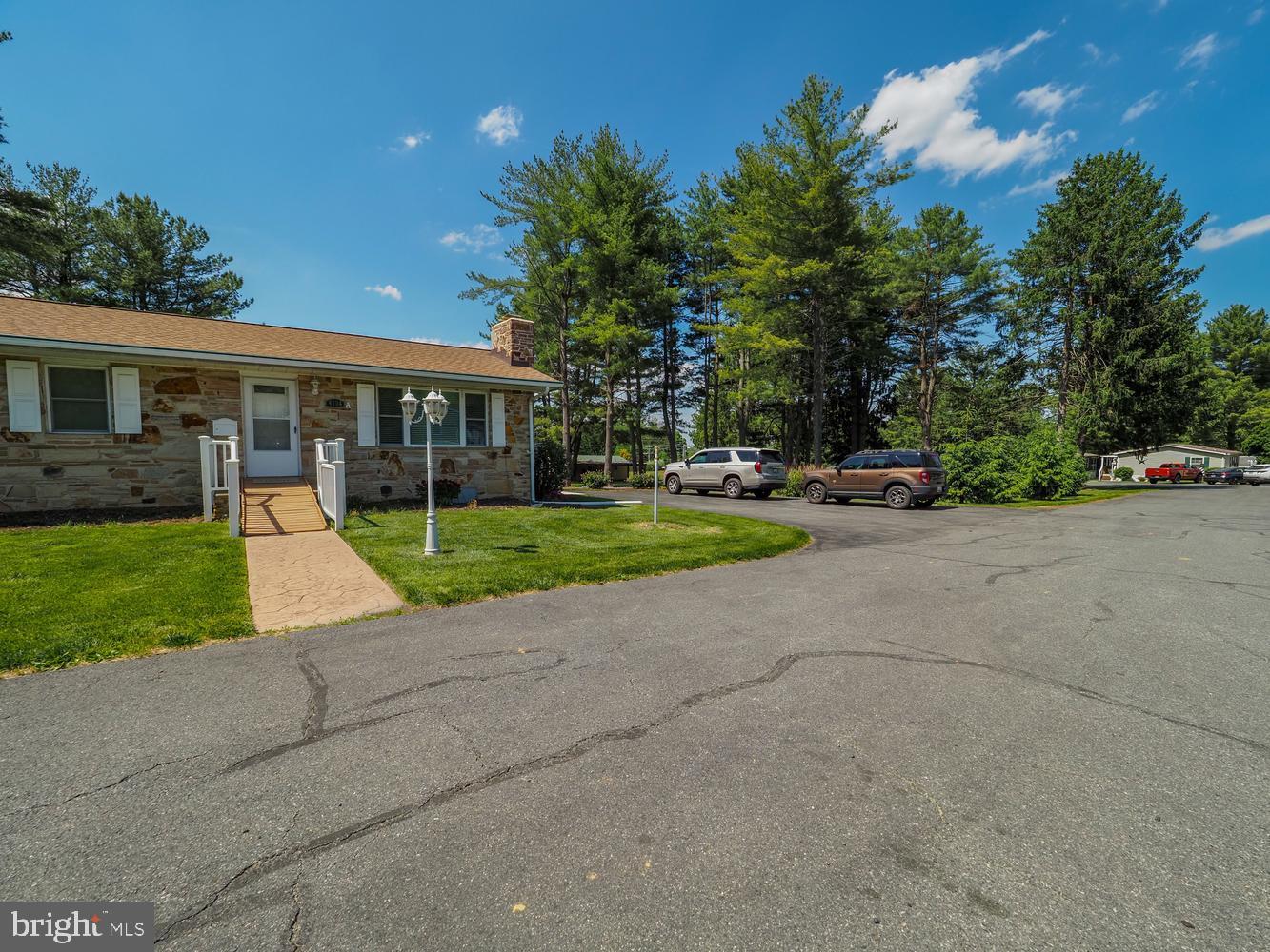 CLEARVIEW - Commercial Sale
