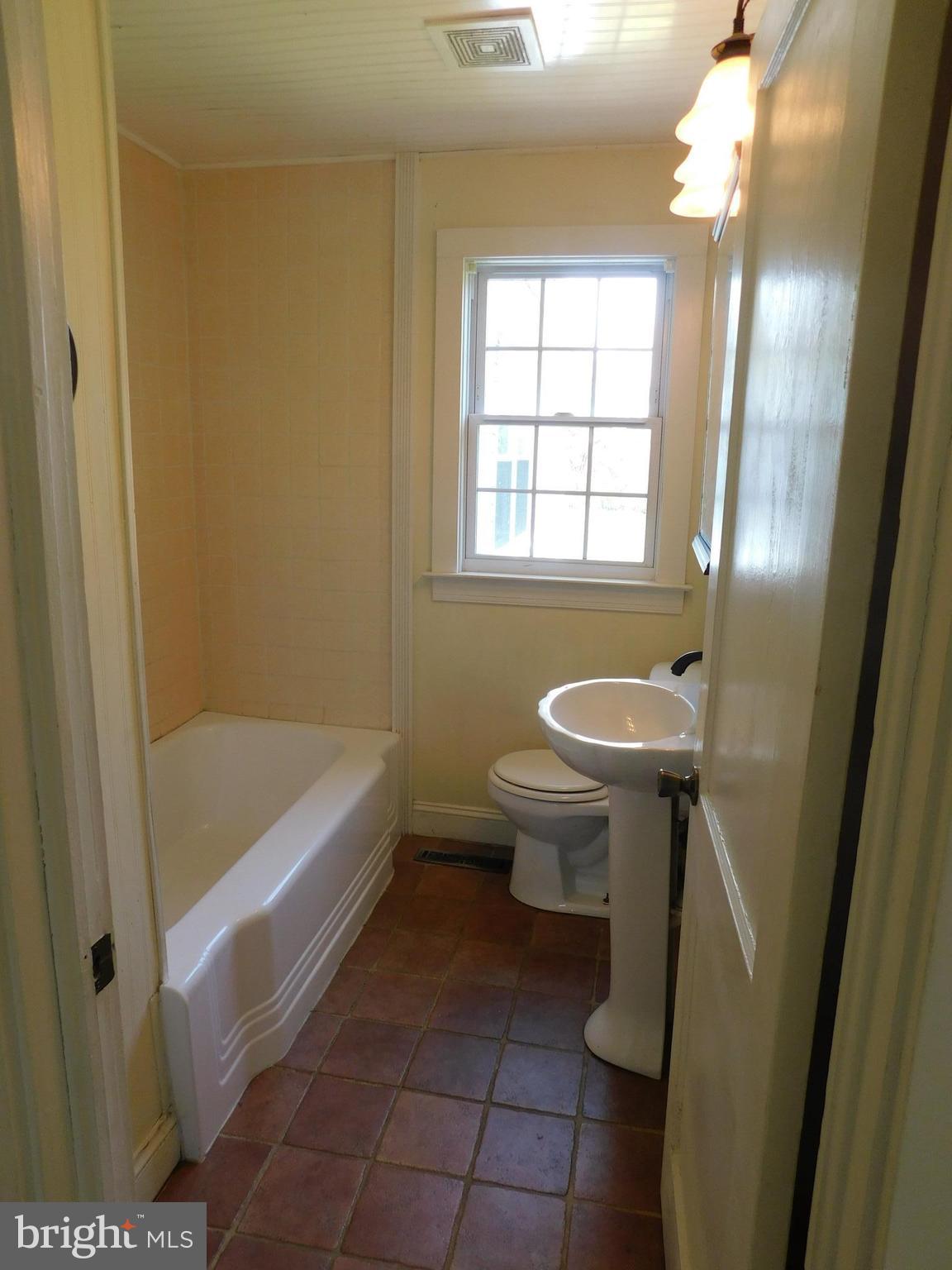 LITTLE FALLS - Residential Lease