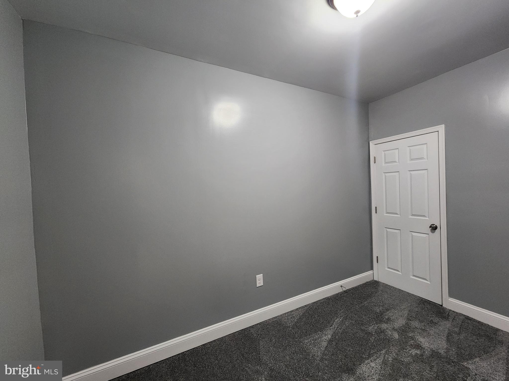 EAST SIDE - Residential