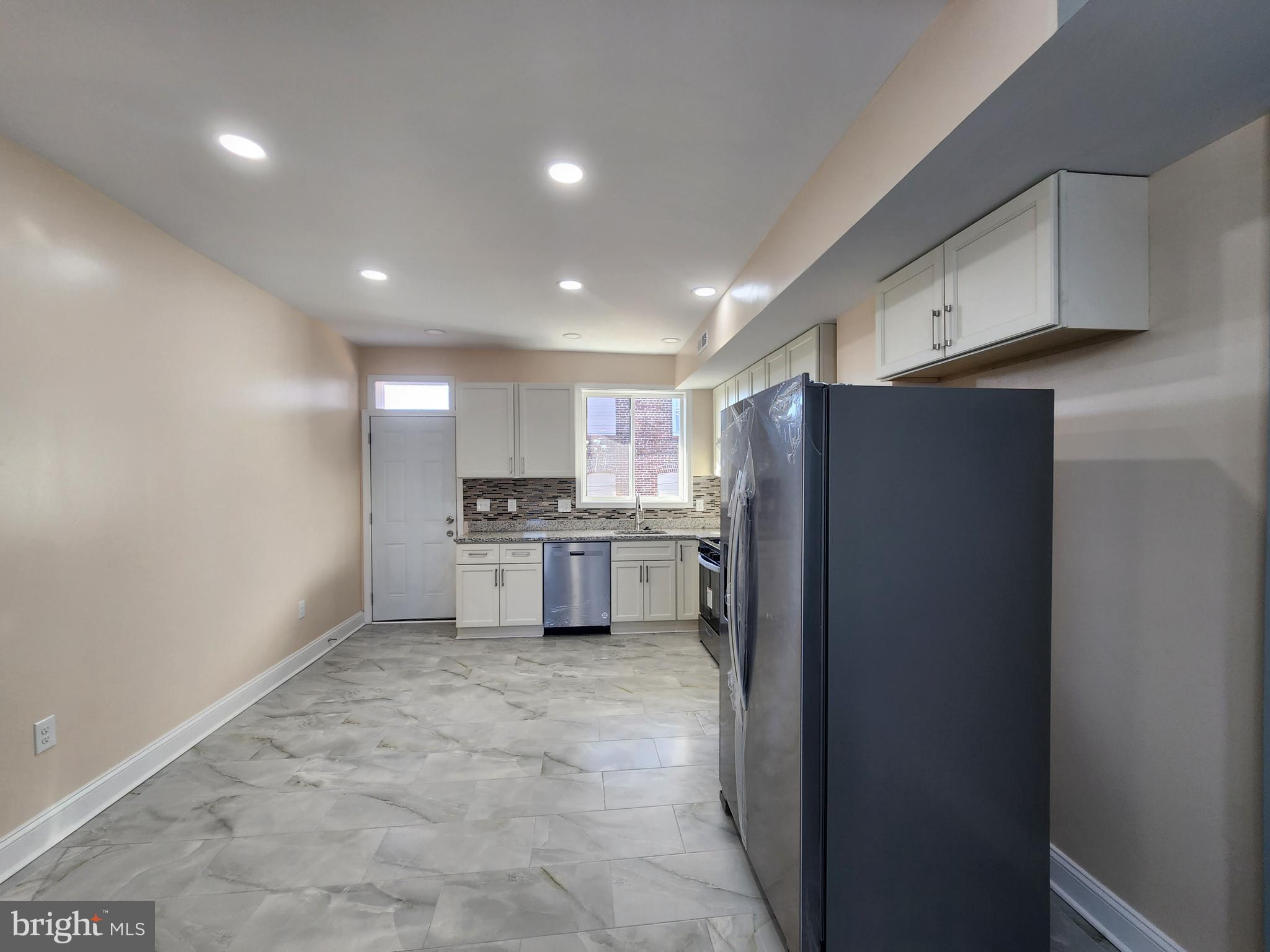 EAST SIDE - Residential