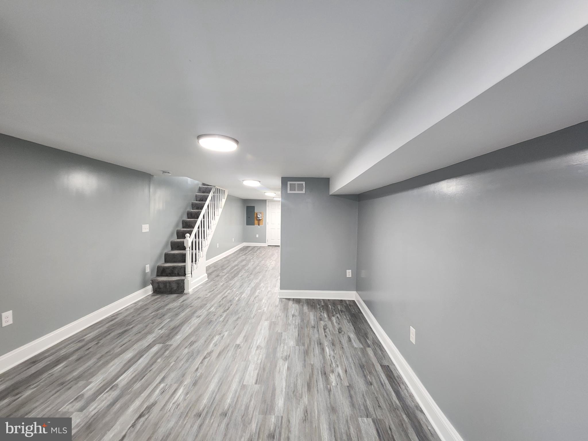 EAST SIDE - Residential