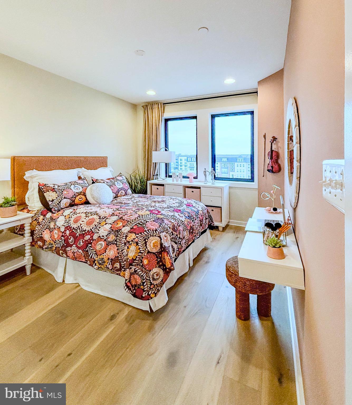 ROCKVILLE - Residential