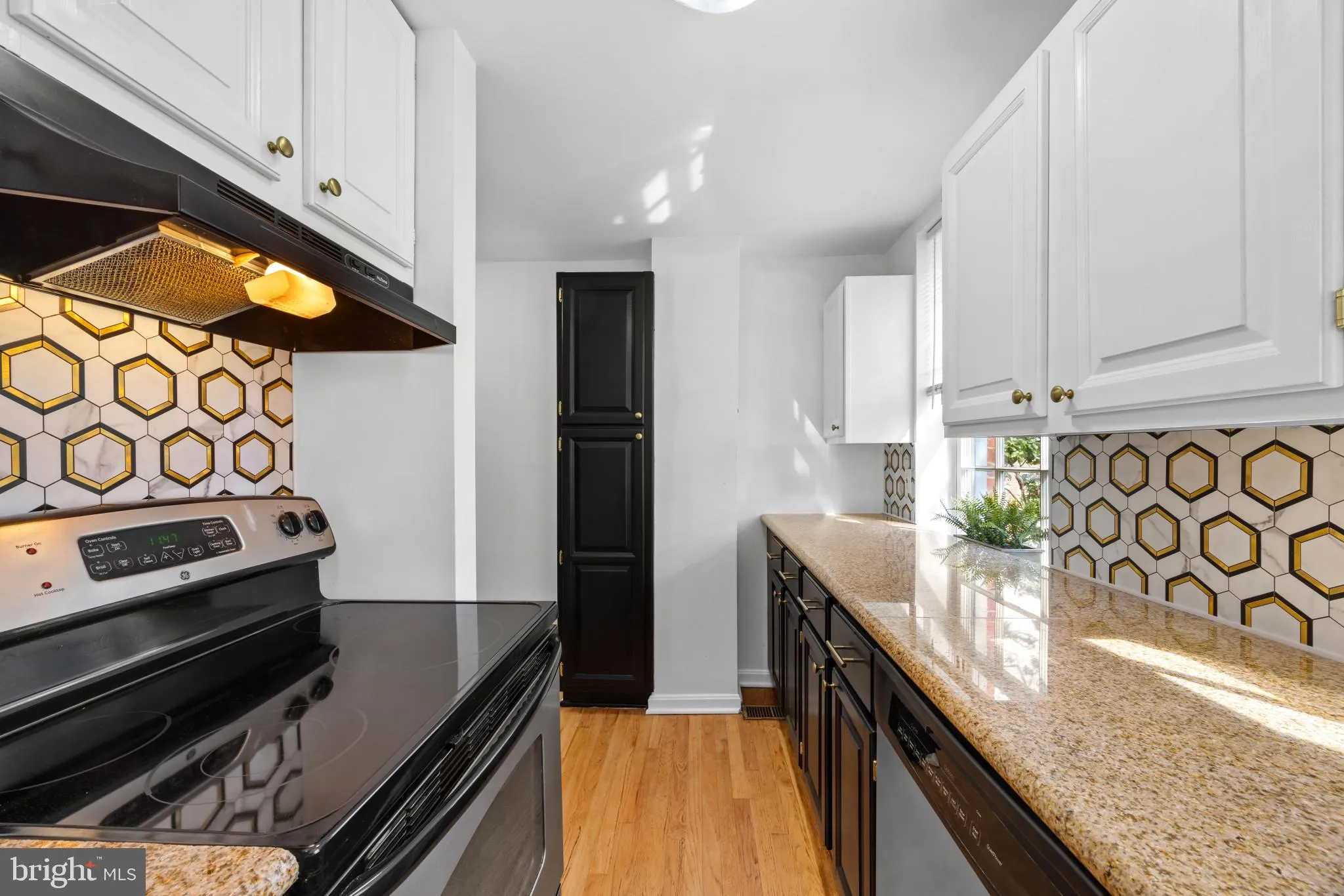 Baltimore, Maryland 21230, United States, 2 Bedrooms Bedrooms, ,2 BathroomsBathrooms,Residential,Coming Soon,229191