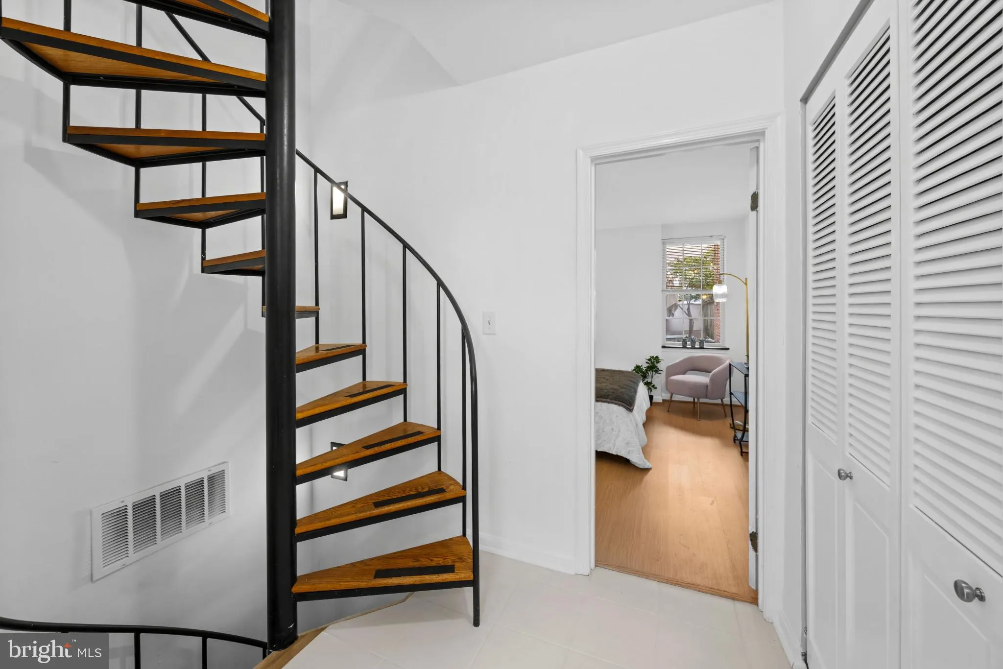 Baltimore, Maryland 21230, United States, 2 Bedrooms Bedrooms, ,2 BathroomsBathrooms,Residential,Coming Soon,229191