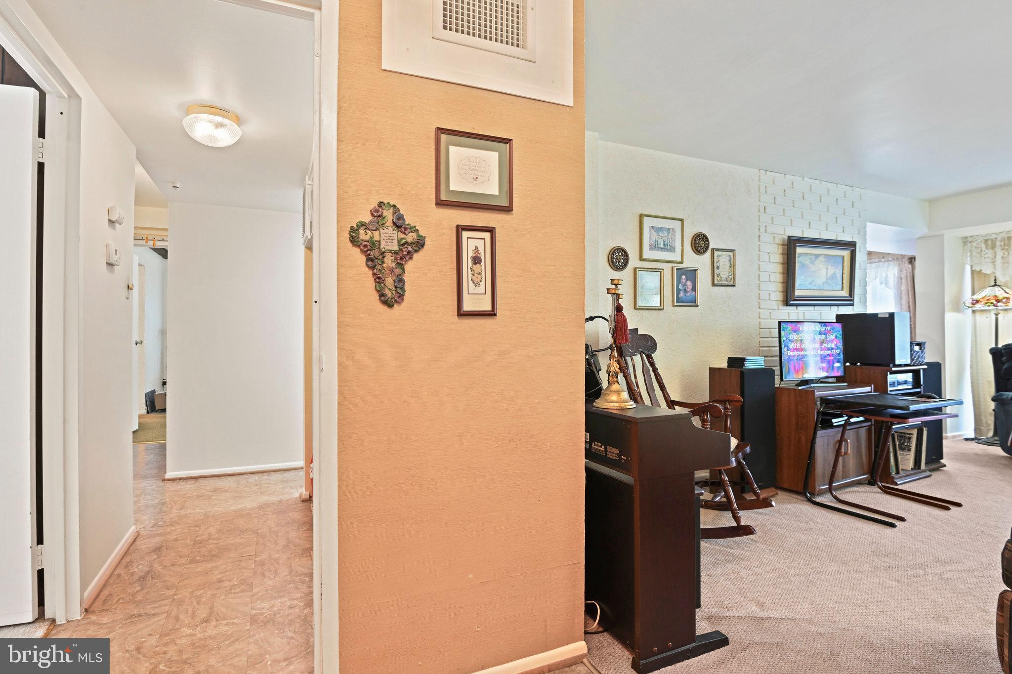 2058 ROYAL FERN COURT 26/1C