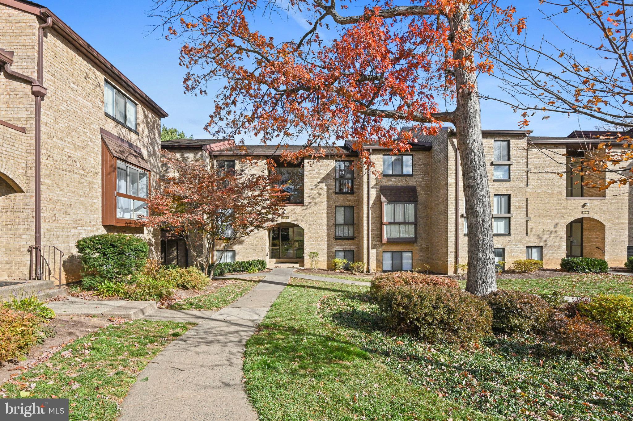 2058 ROYAL FERN COURT 26/1C