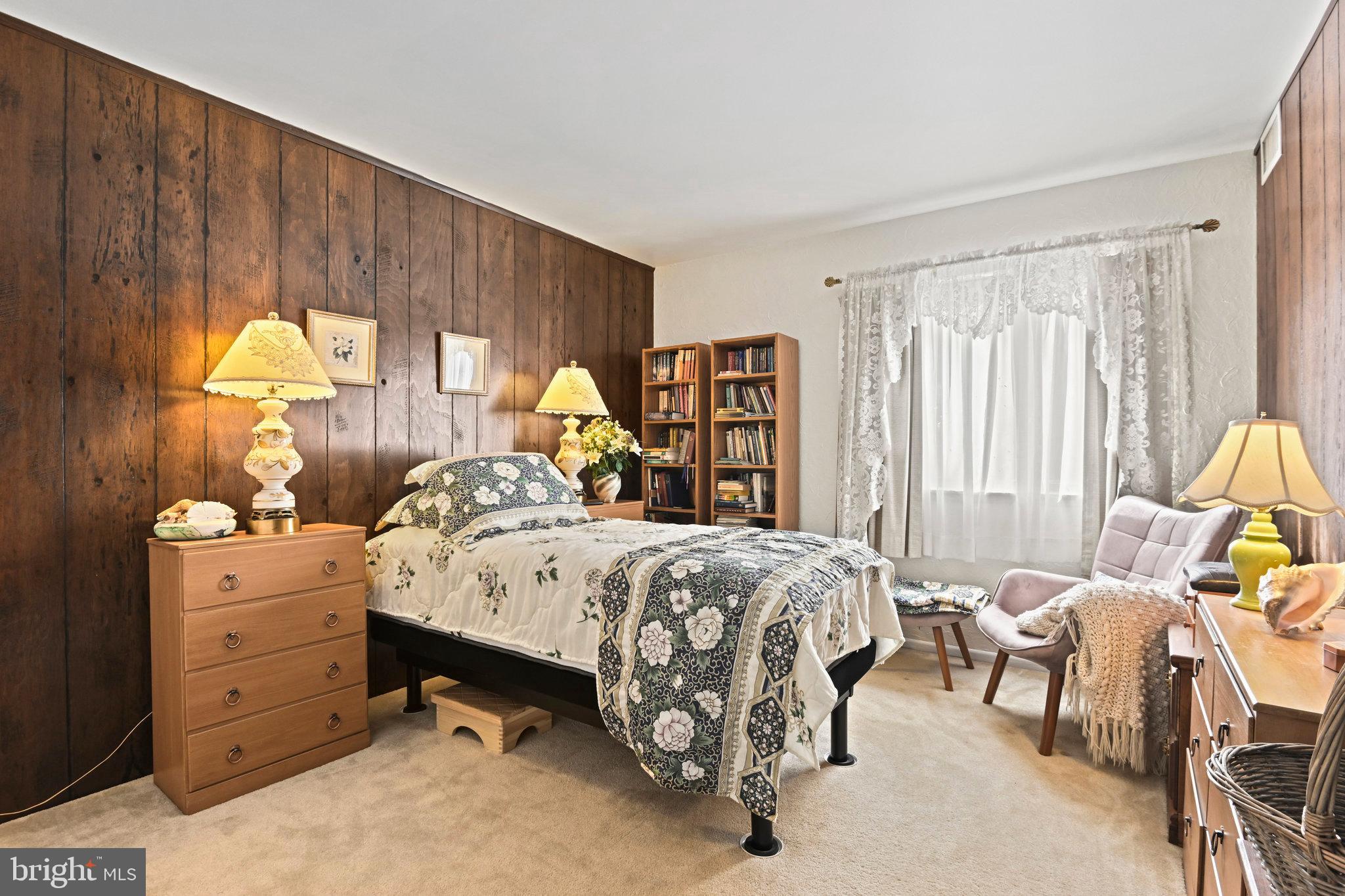 SOUTHGATE CONDO - Residential