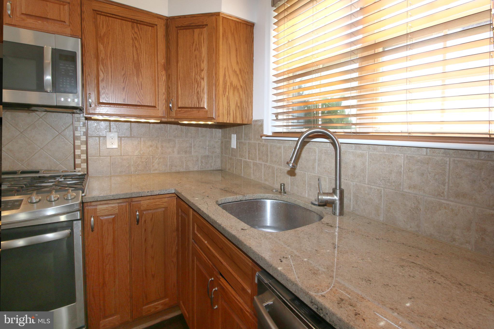 FAIRLINGTON TOWNE - Residential