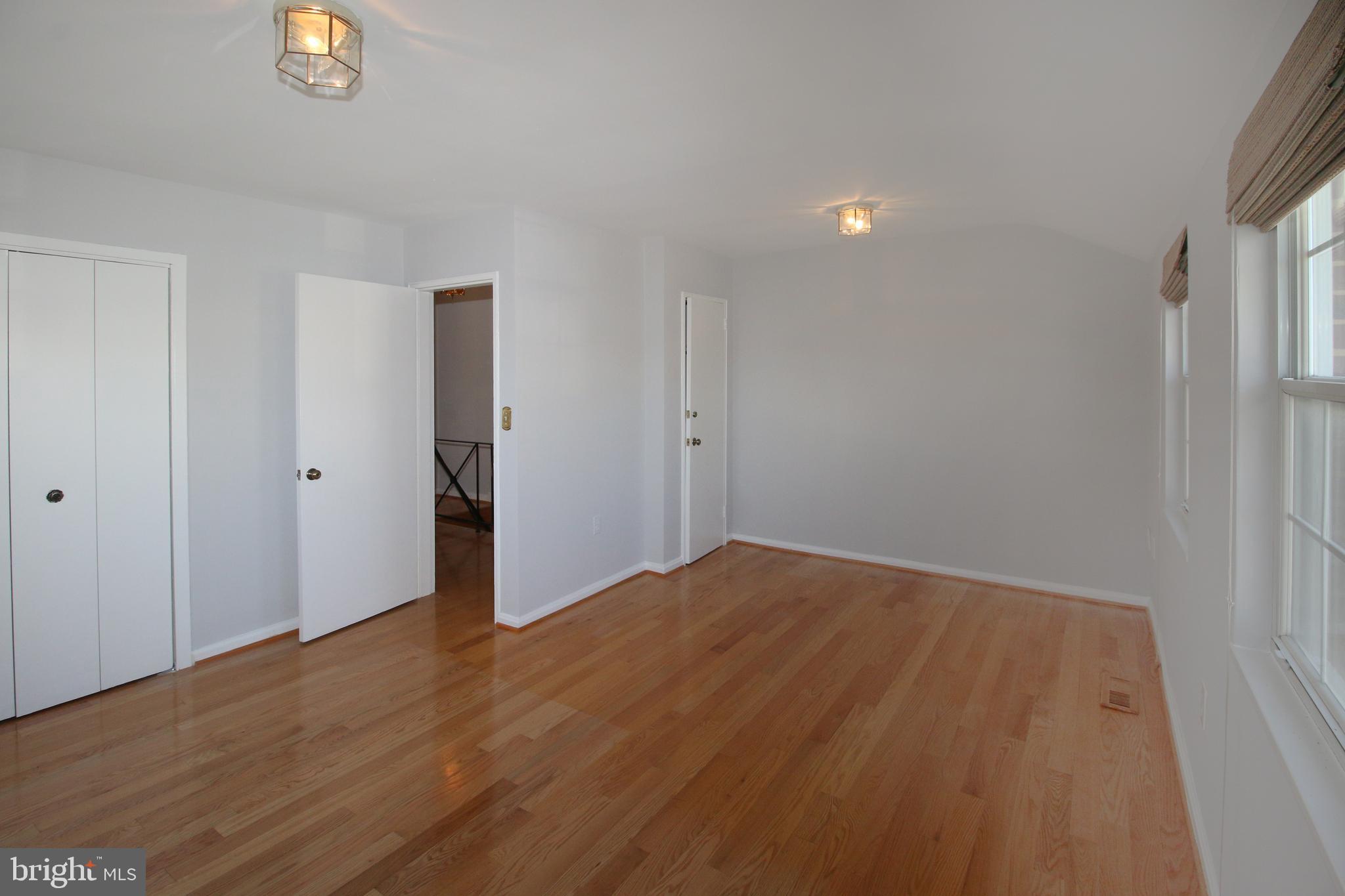 FAIRLINGTON TOWNE - Residential