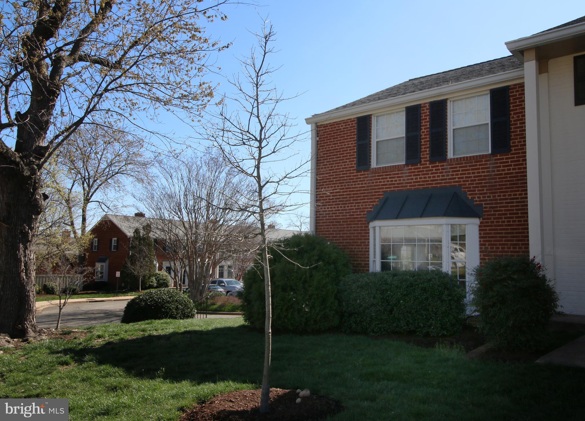 FAIRLINGTON TOWNE - Residential