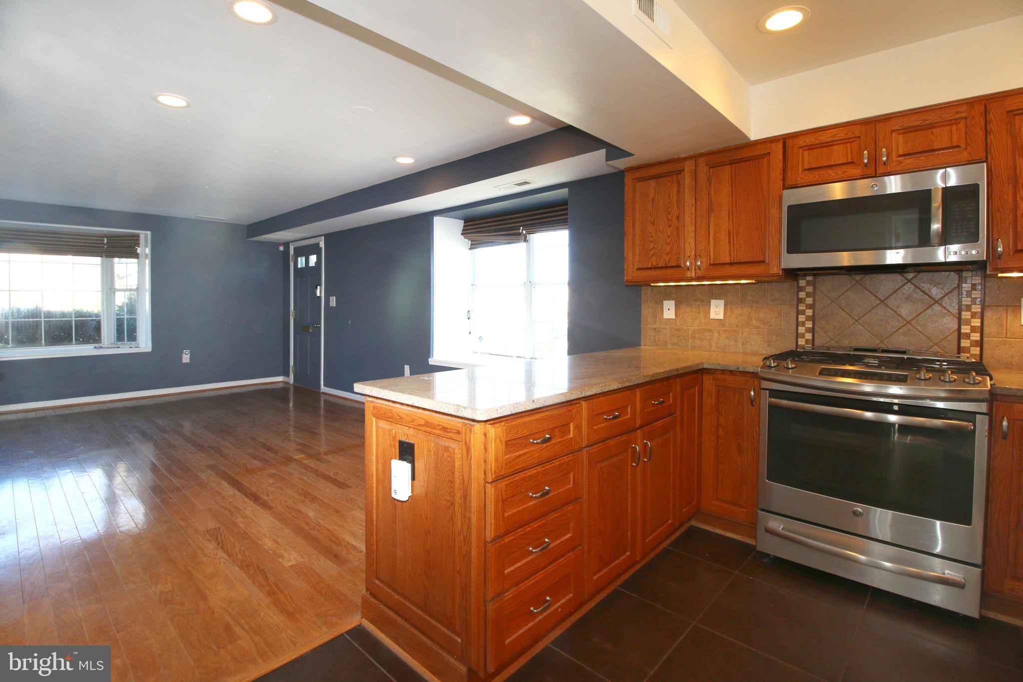 FAIRLINGTON TOWNE - Residential