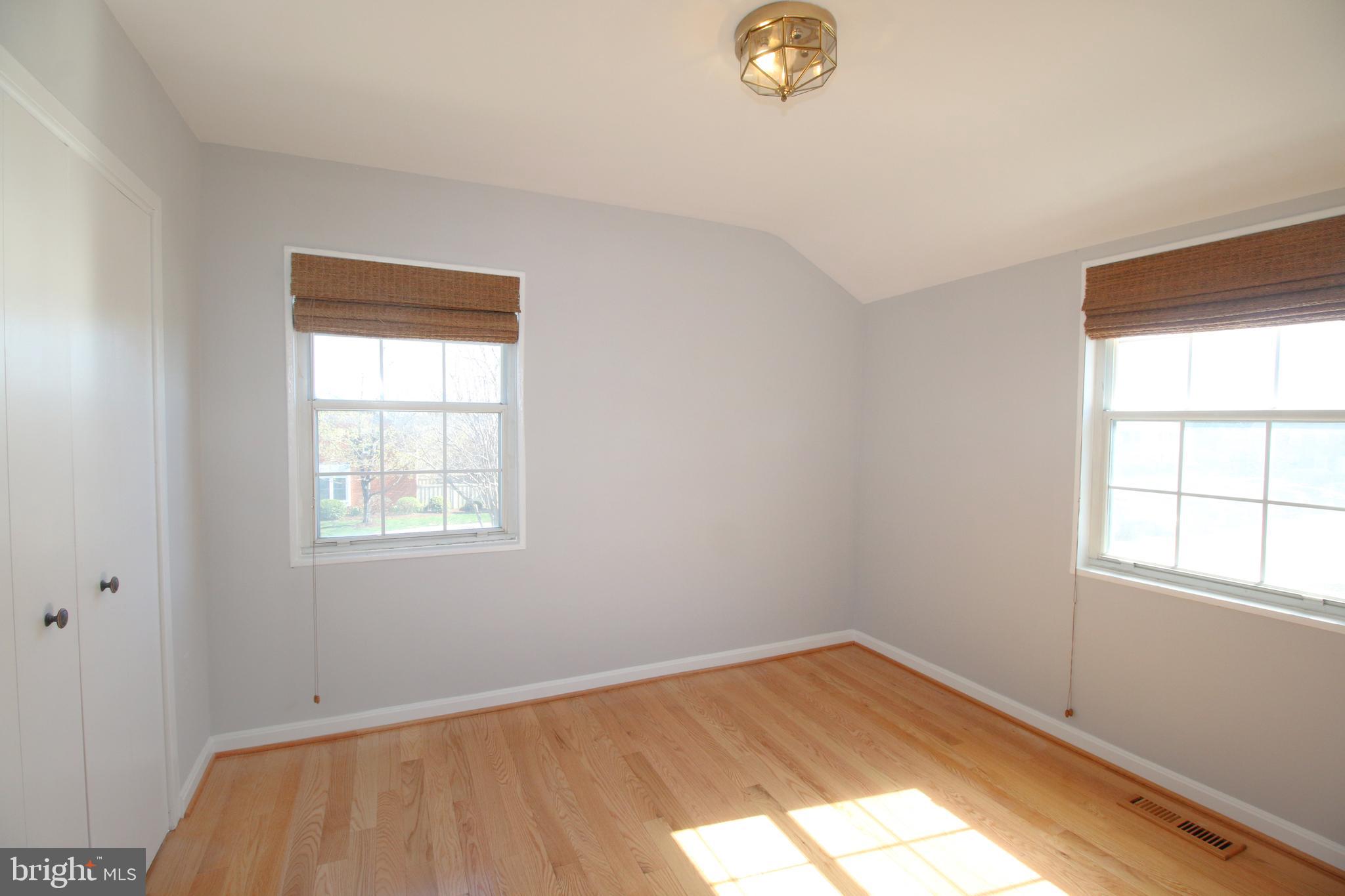 FAIRLINGTON TOWNE - Residential