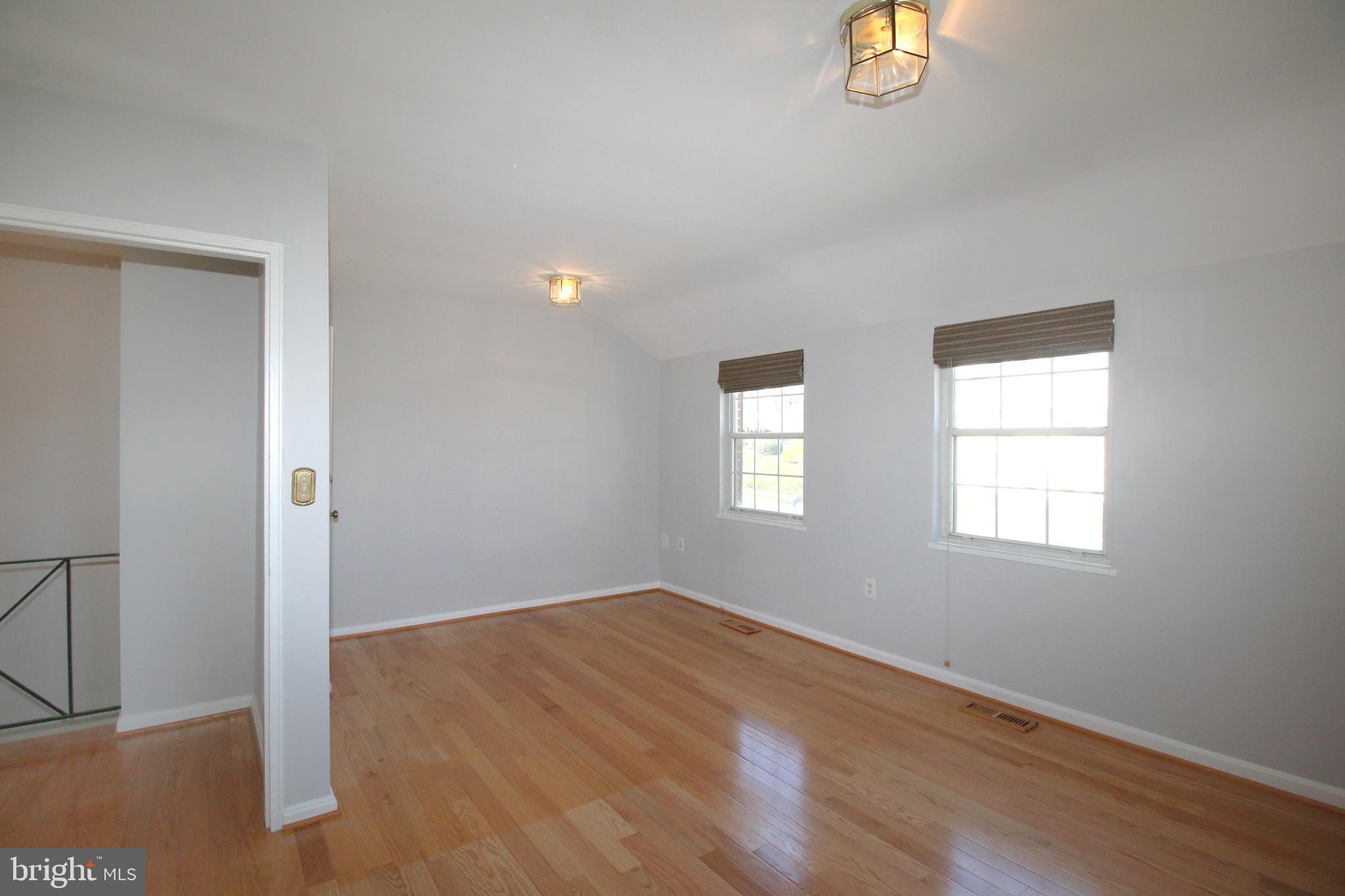 FAIRLINGTON TOWNE - Residential