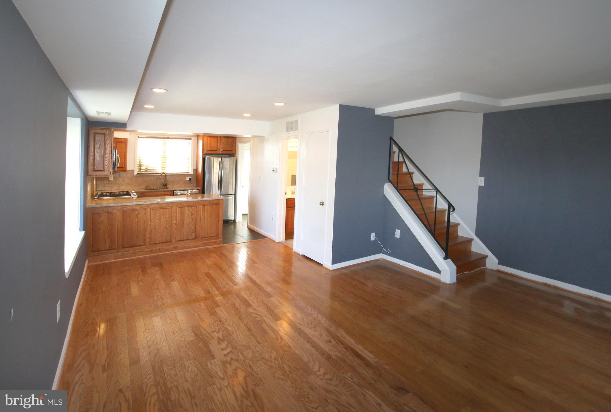 FAIRLINGTON TOWNE - Residential