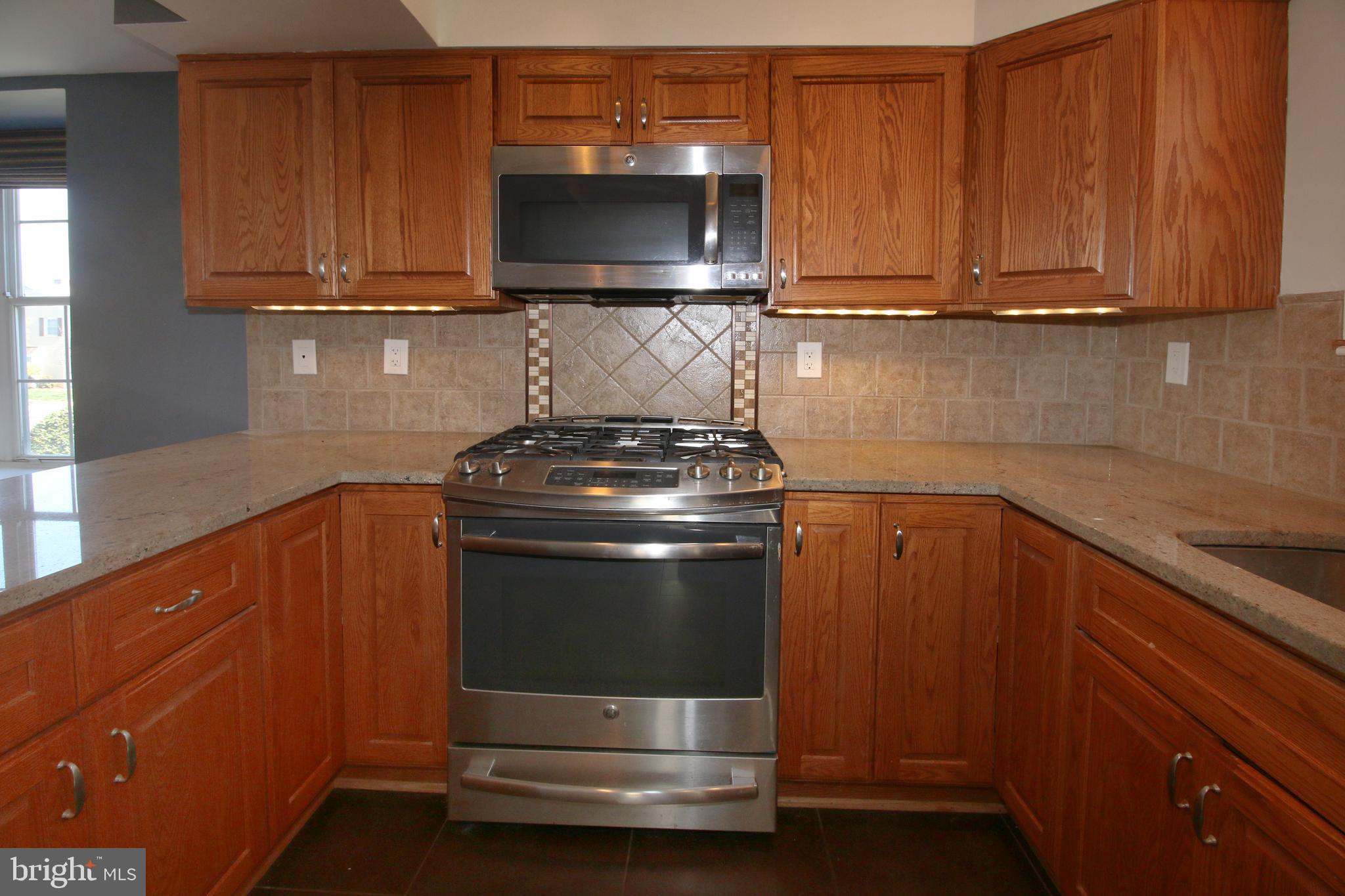 FAIRLINGTON TOWNE - Residential