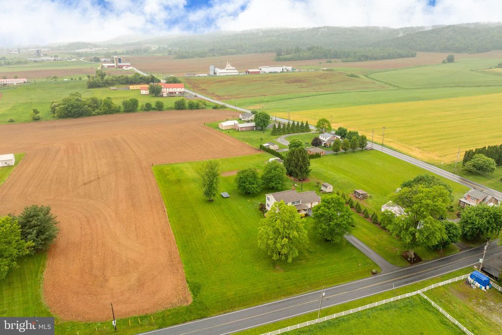 Photo of 45 S Peartown Road, DENVER, PA 17517 (MLS # PALA2073804)