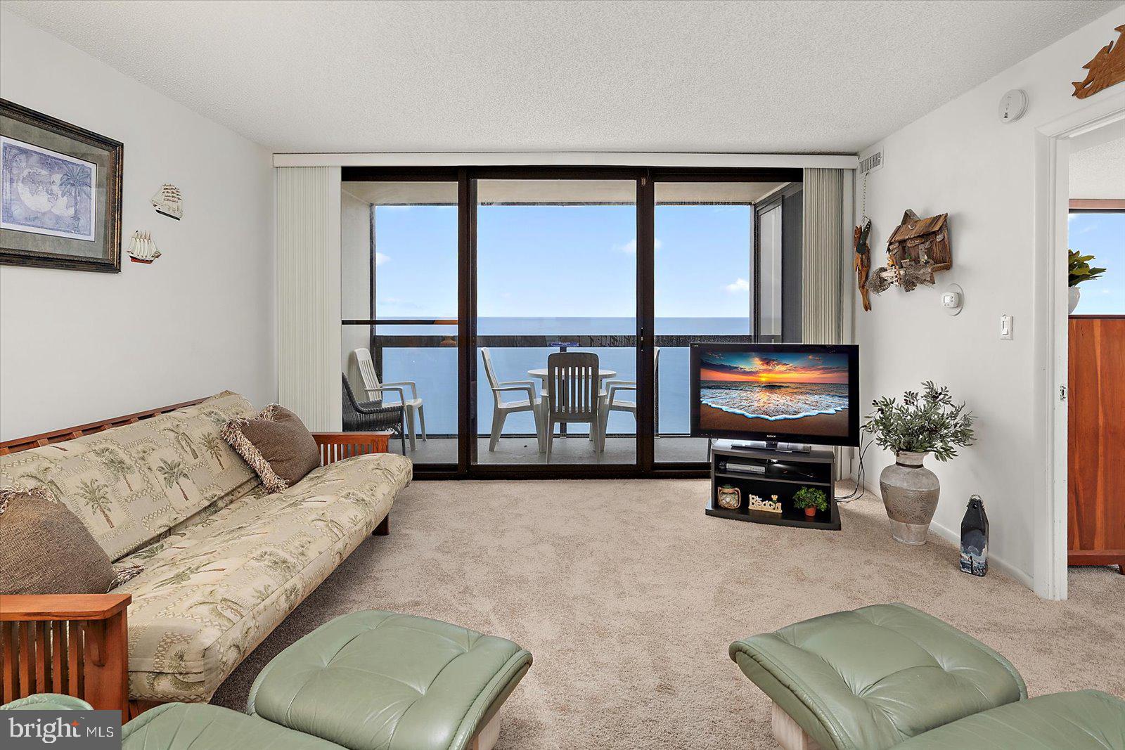 10900 COASTAL HIGHWAY 1809