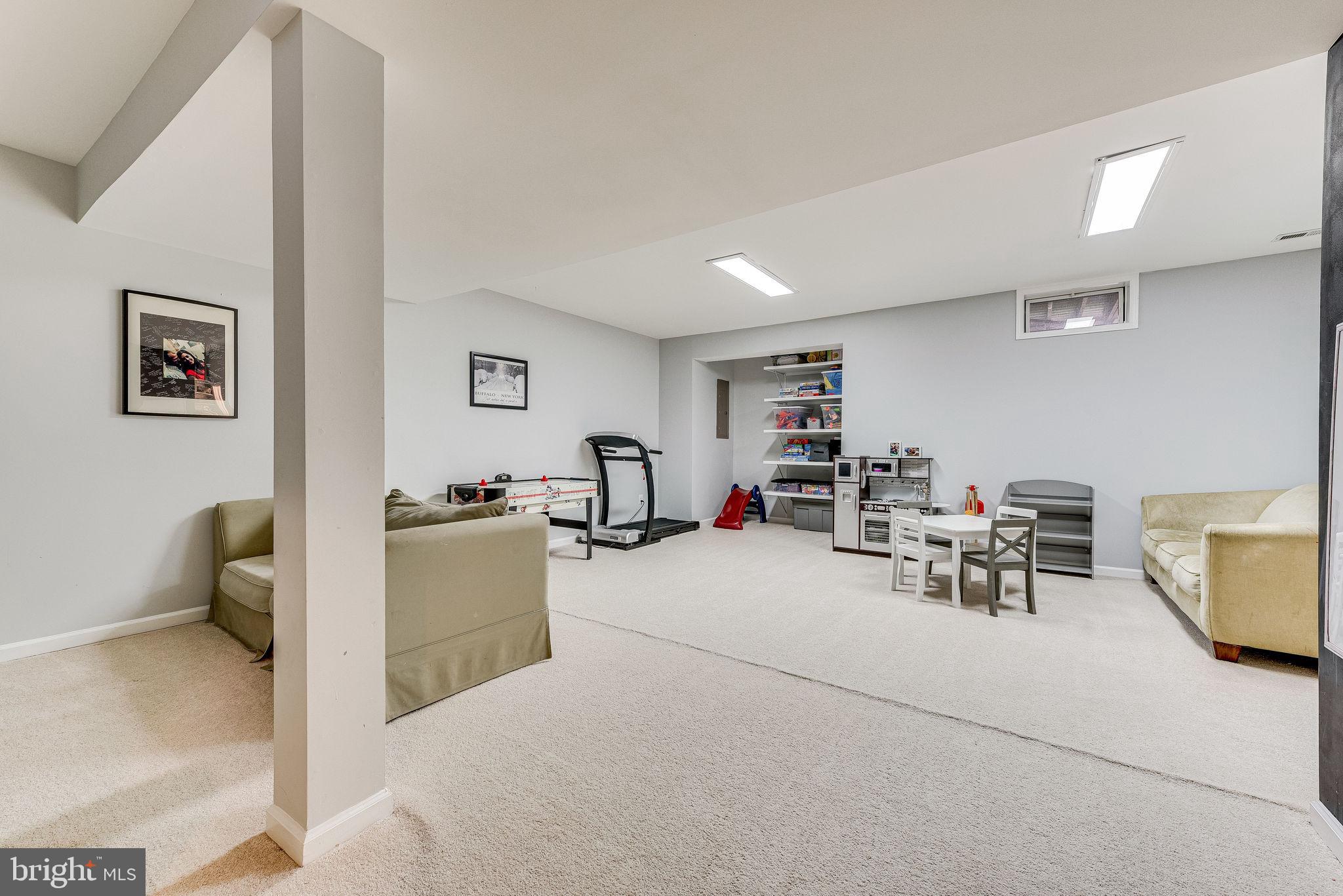 BELMONT COUNTRY CLUB - Residential