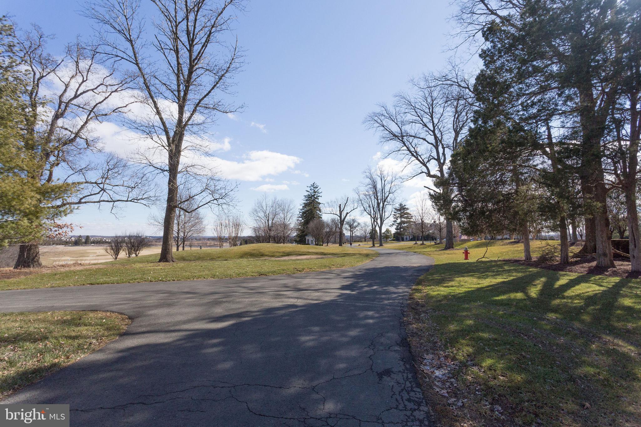 BELMONT COUNTRY CLUB - Residential