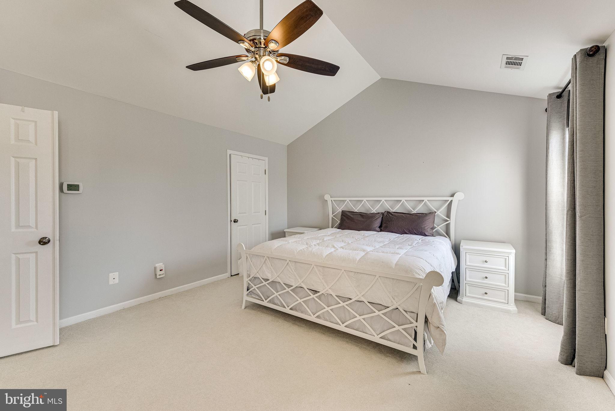 BELMONT COUNTRY CLUB - Residential