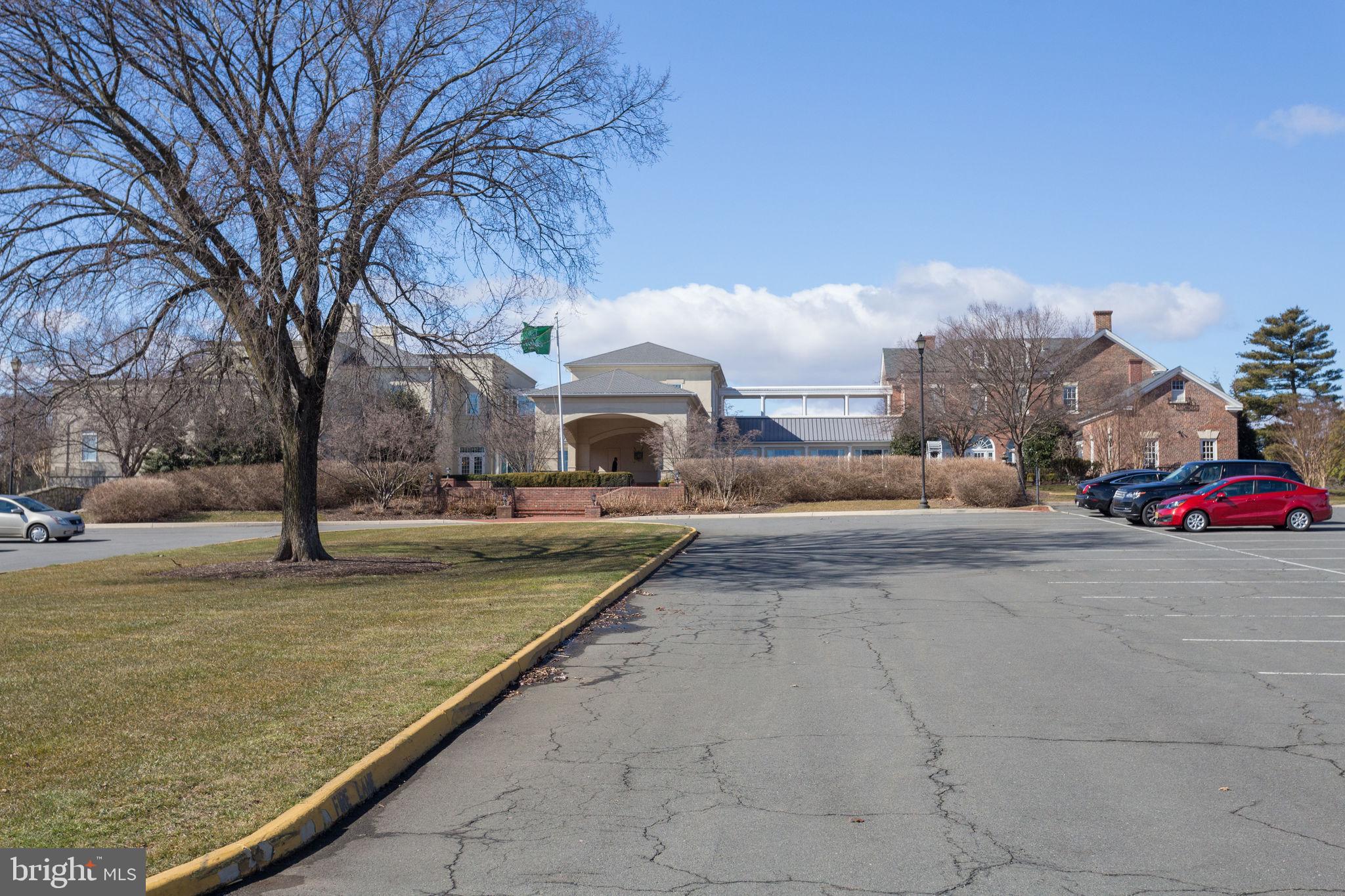 BELMONT COUNTRY CLUB - Residential