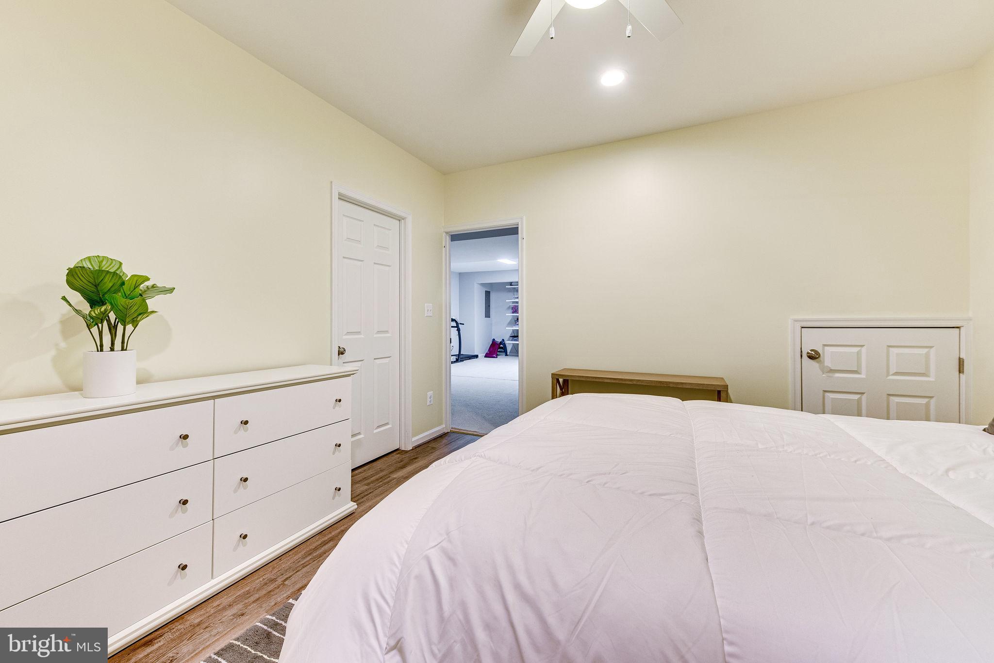 BELMONT COUNTRY CLUB - Residential