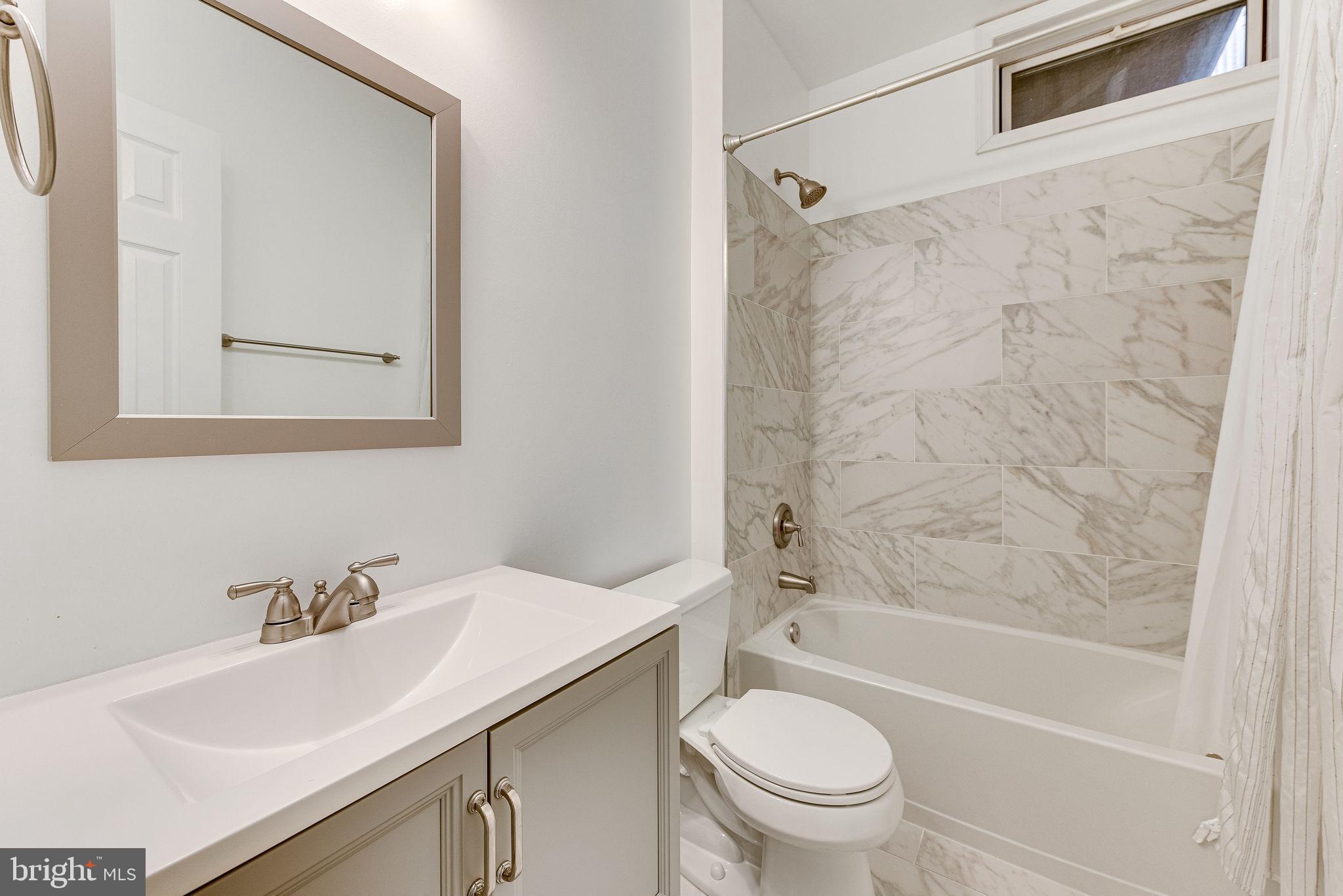 BELMONT COUNTRY CLUB - Residential