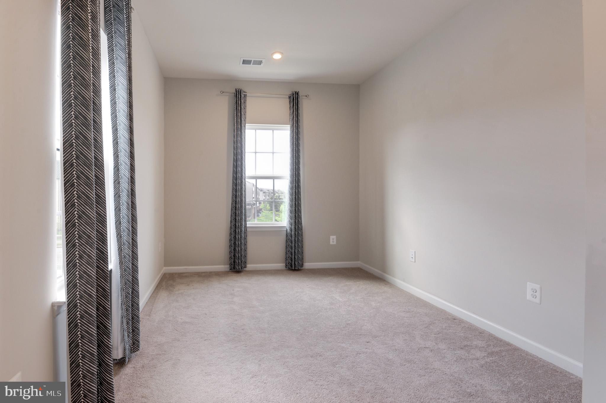 FOSTER'S GLEN - Residential