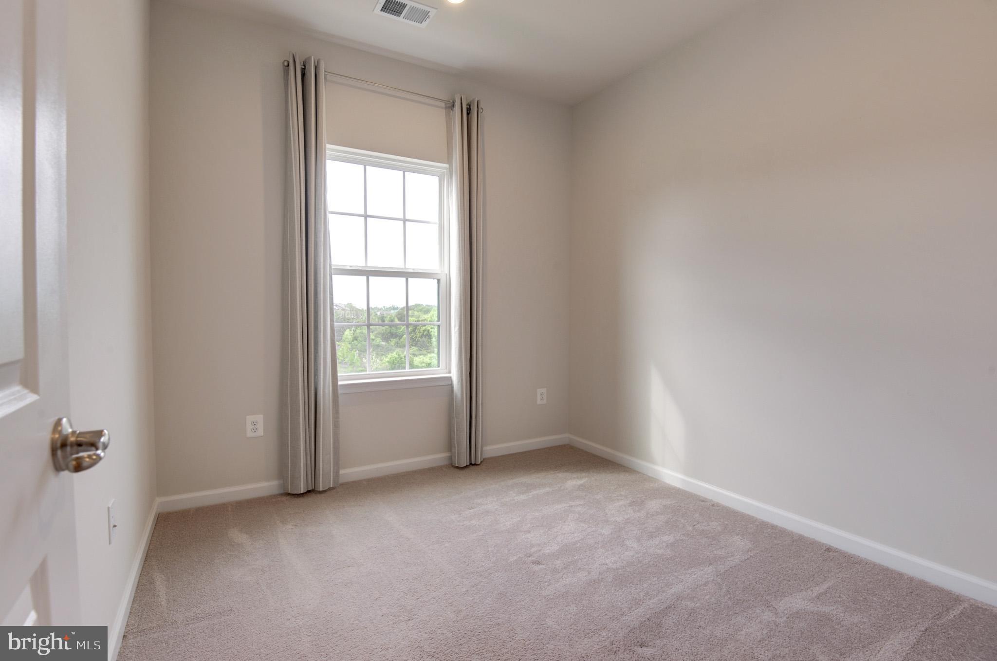 FOSTER'S GLEN - Residential