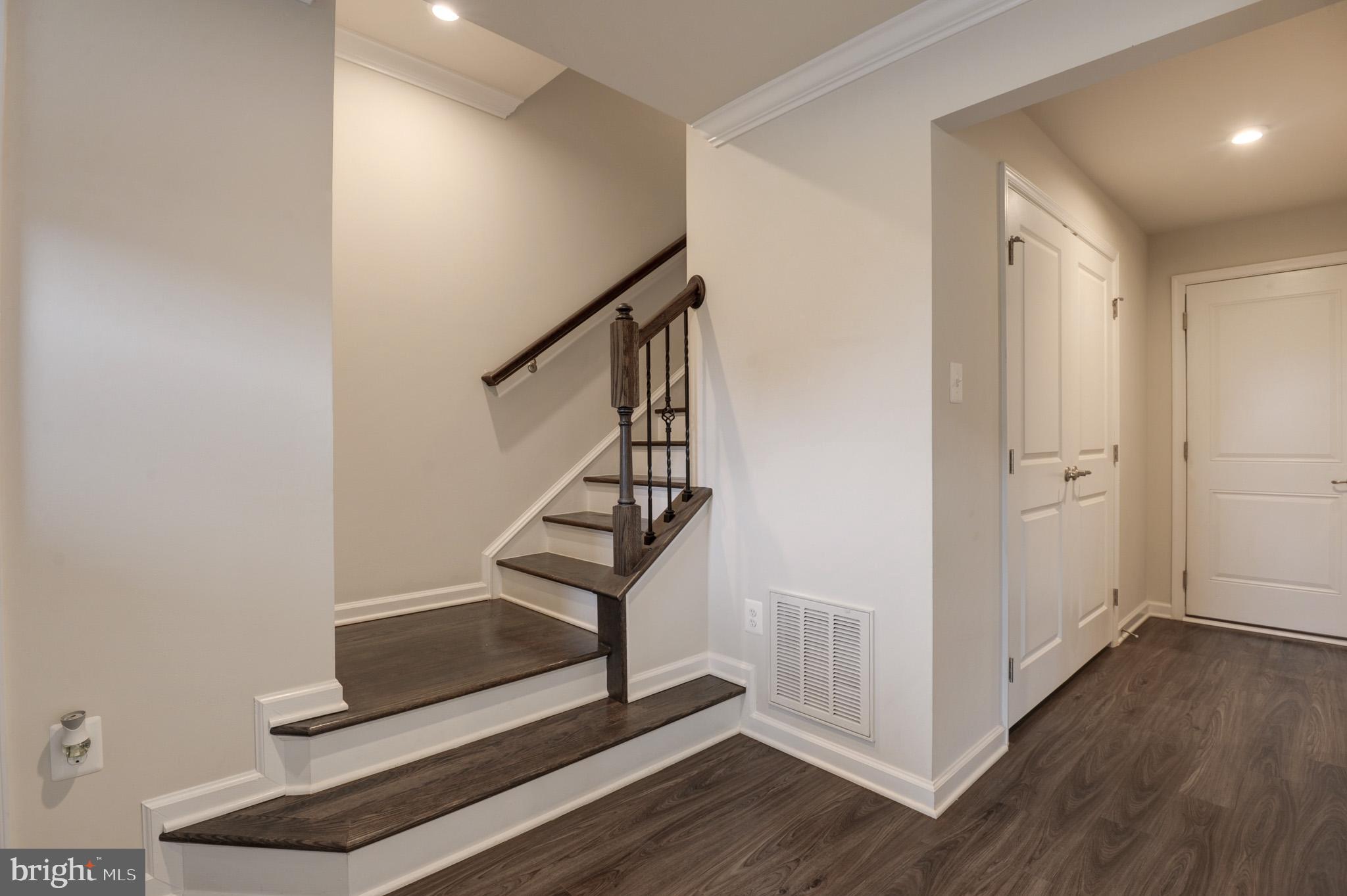 FOSTER'S GLEN - Residential