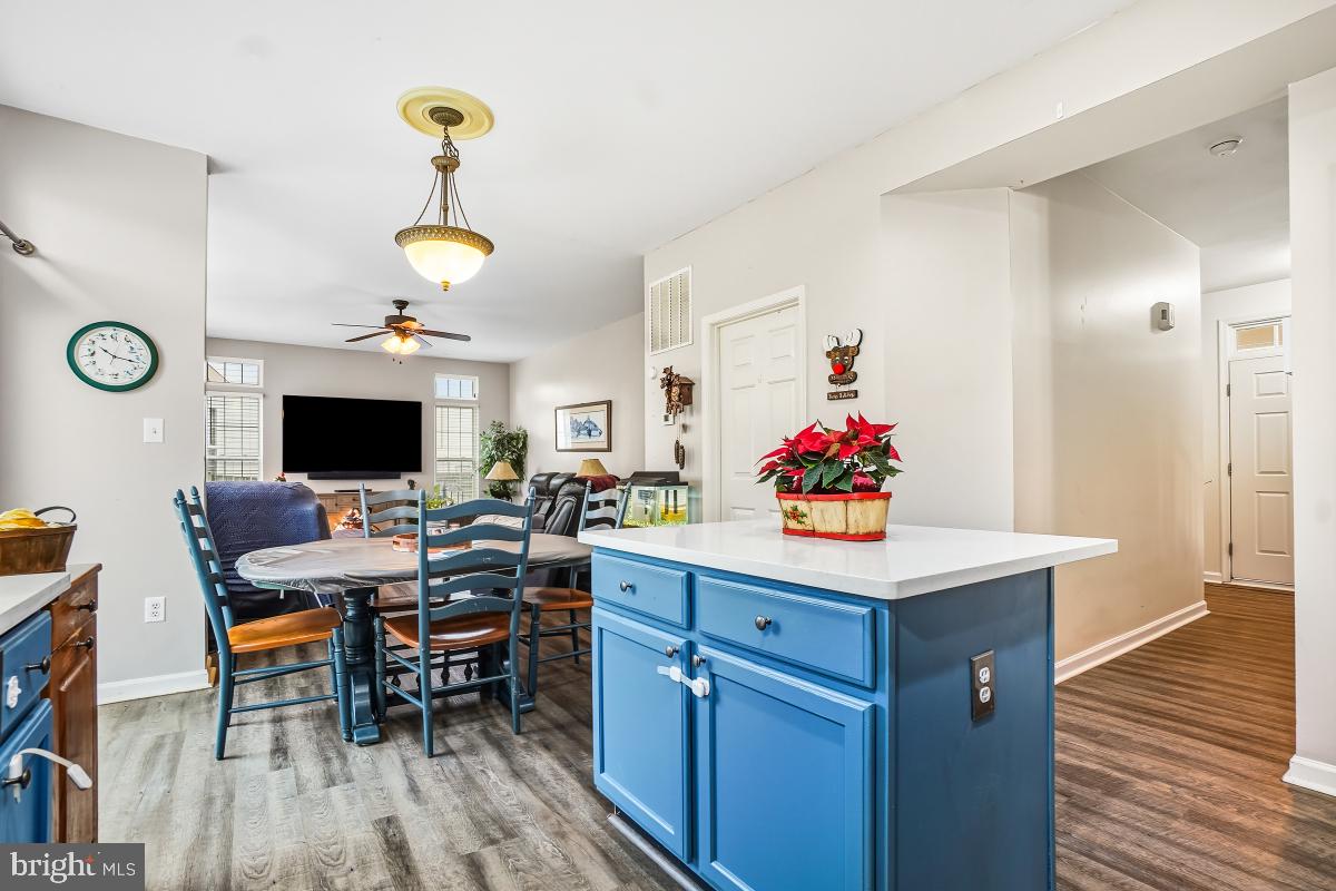 WALNUT RIDGE - Residential