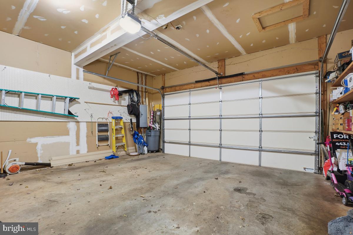 WALNUT RIDGE - Residential