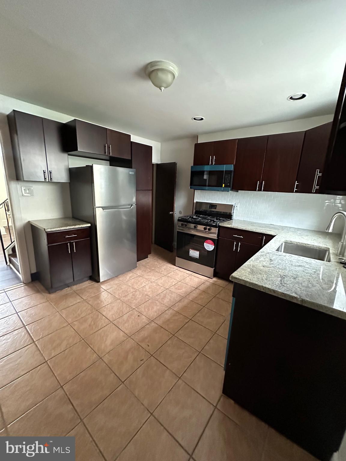 FRANCISVILLE - Residential Lease