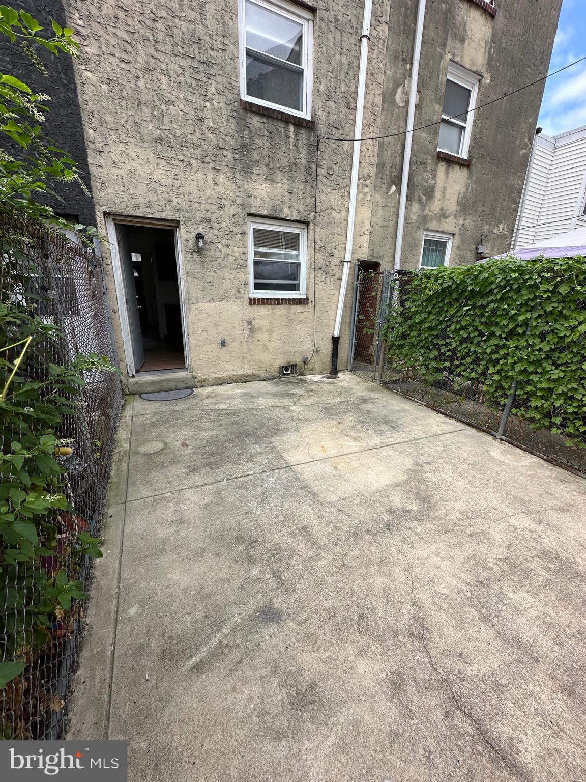 FRANCISVILLE - Residential Lease