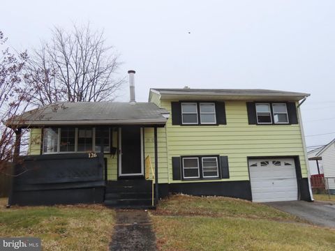 Homes For Sale - 126 Karlyn Drive<br/> NEW CASTLE, DE 19720