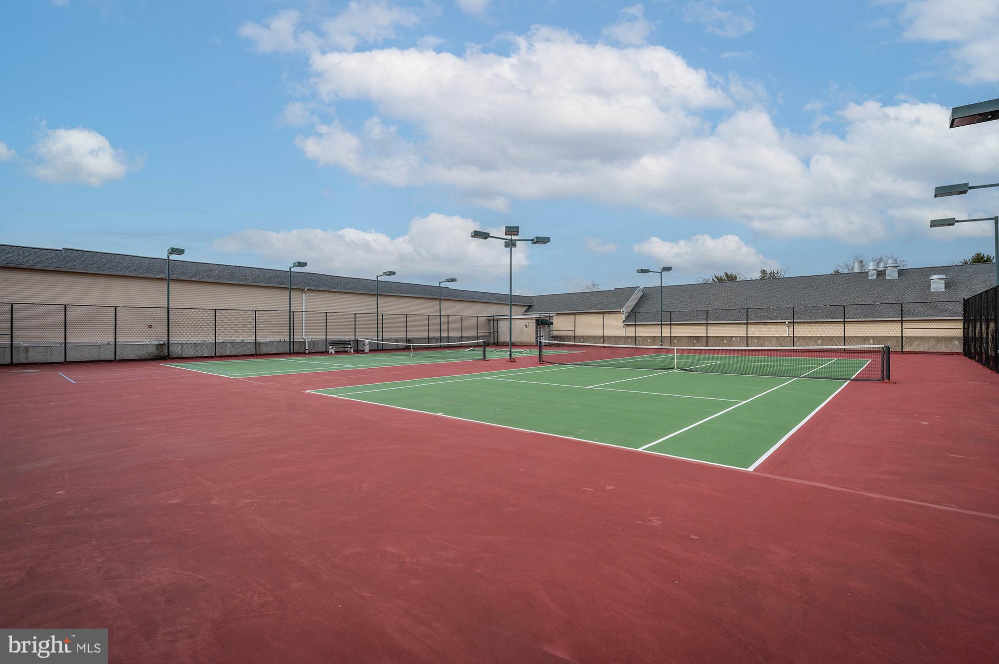 HIGH VIEW AT HUNT VALLEY - Residential