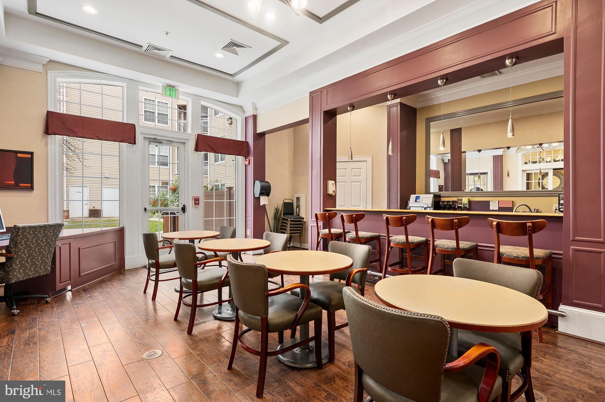 HIGH VIEW AT HUNT VALLEY - Residential