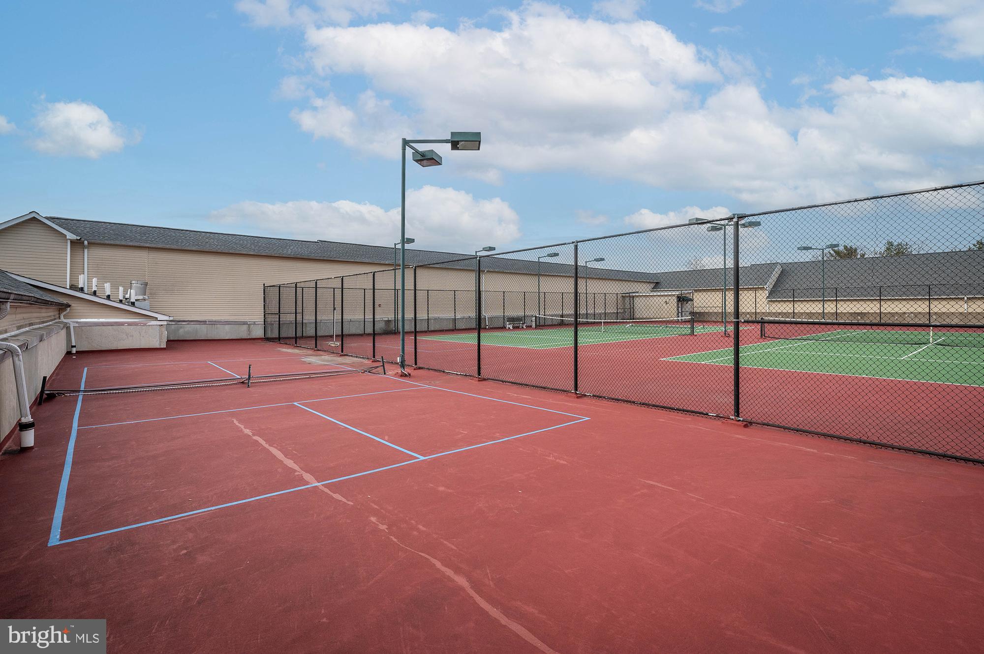 HIGH VIEW AT HUNT VALLEY - Residential