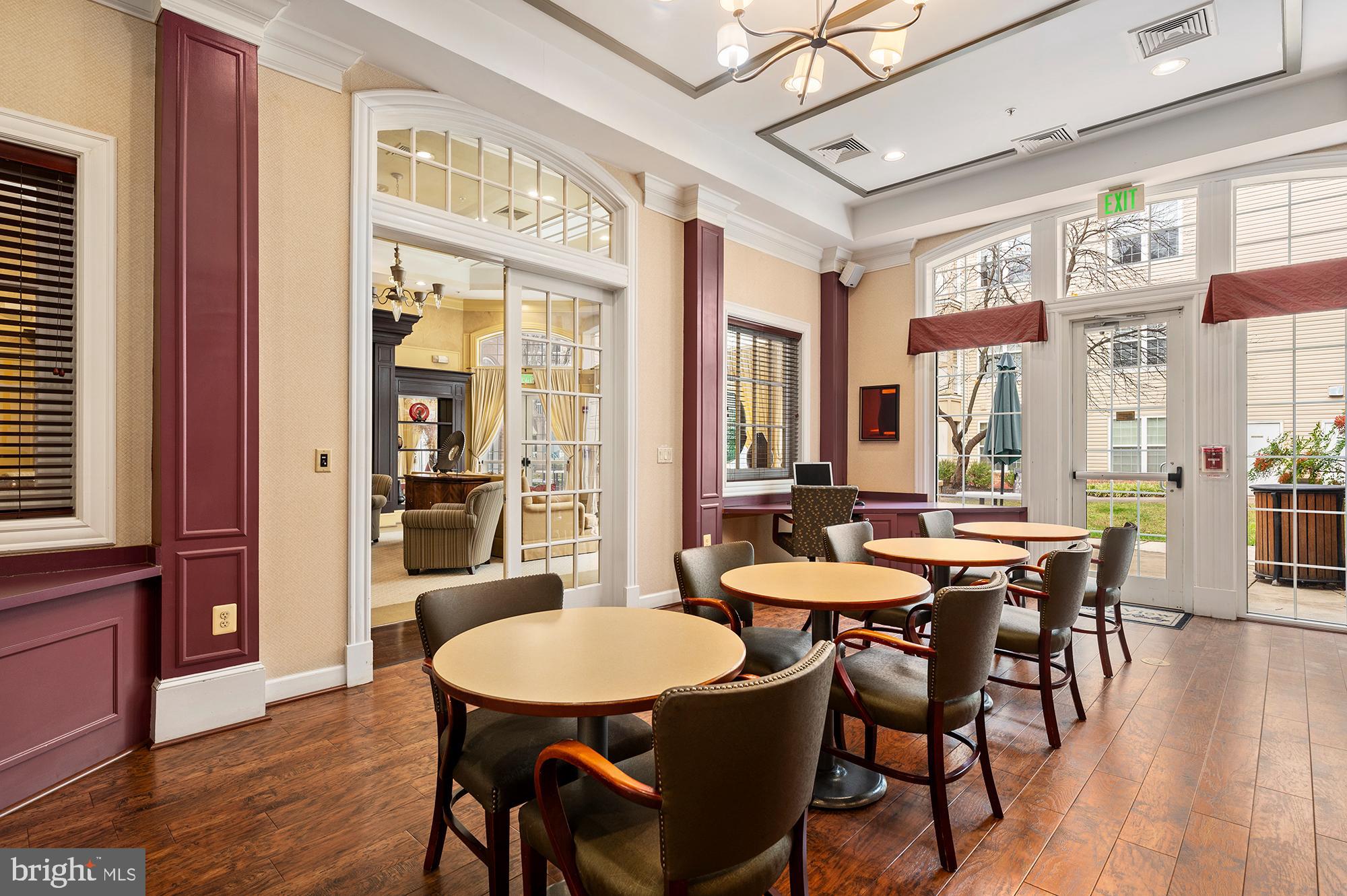 HIGH VIEW AT HUNT VALLEY - Residential